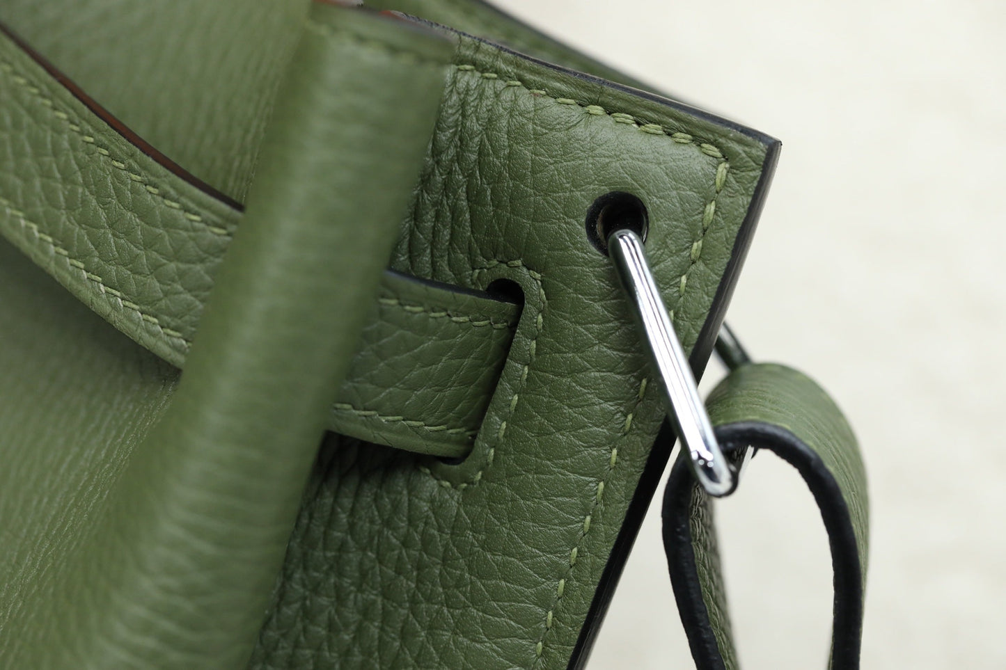 HM So Kelly Shoulder Bag 22cm Green Cowhide 284529