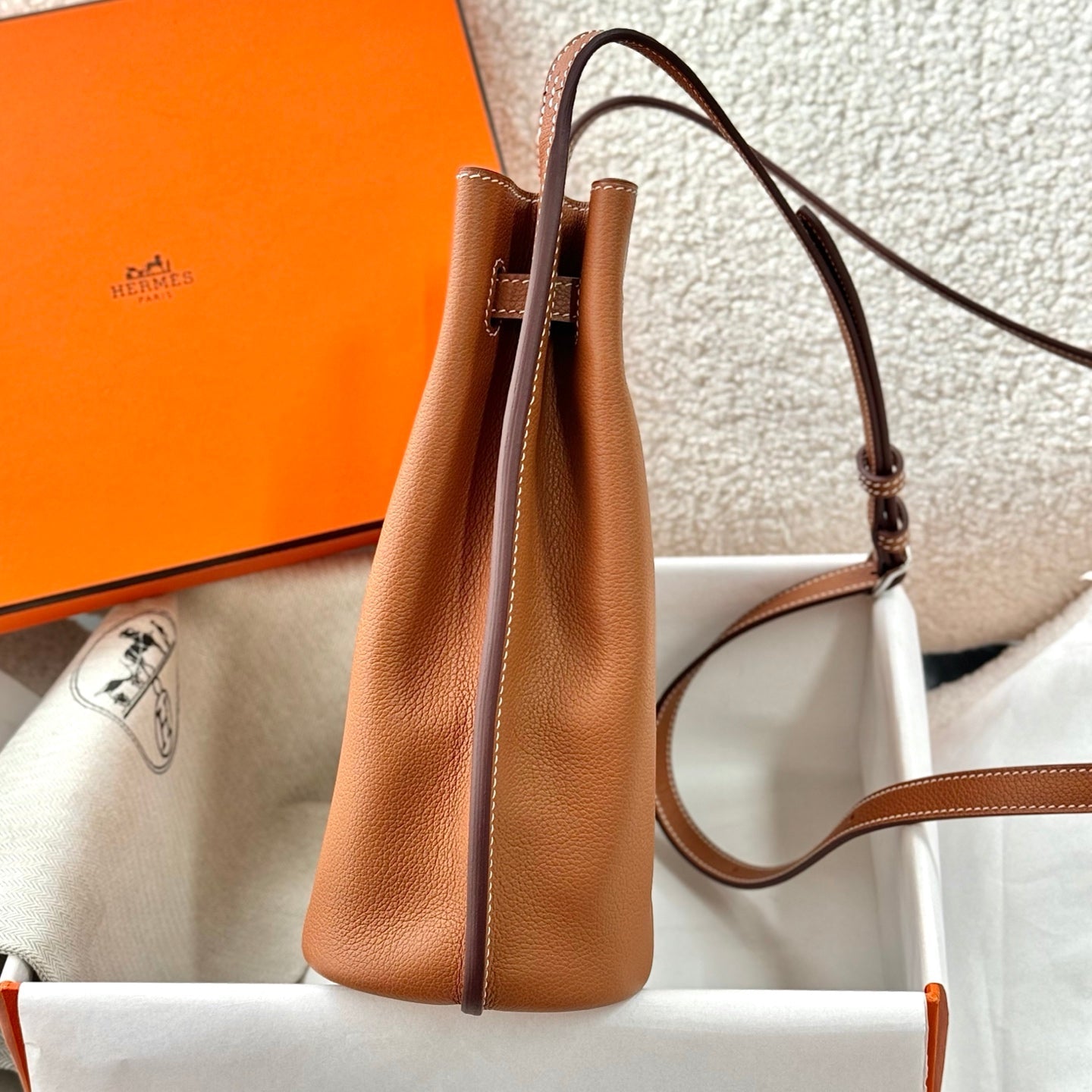 HM So Kelly Shoulder Bag 22cm Tan Brown Cowhide 284535