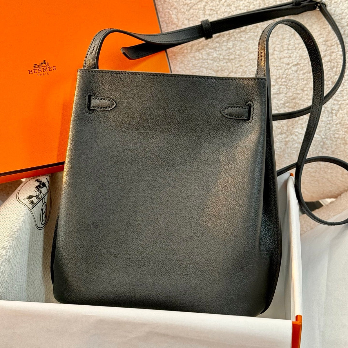 HM So Kelly Shoulder Bag 22cm Black Cowhide 284544