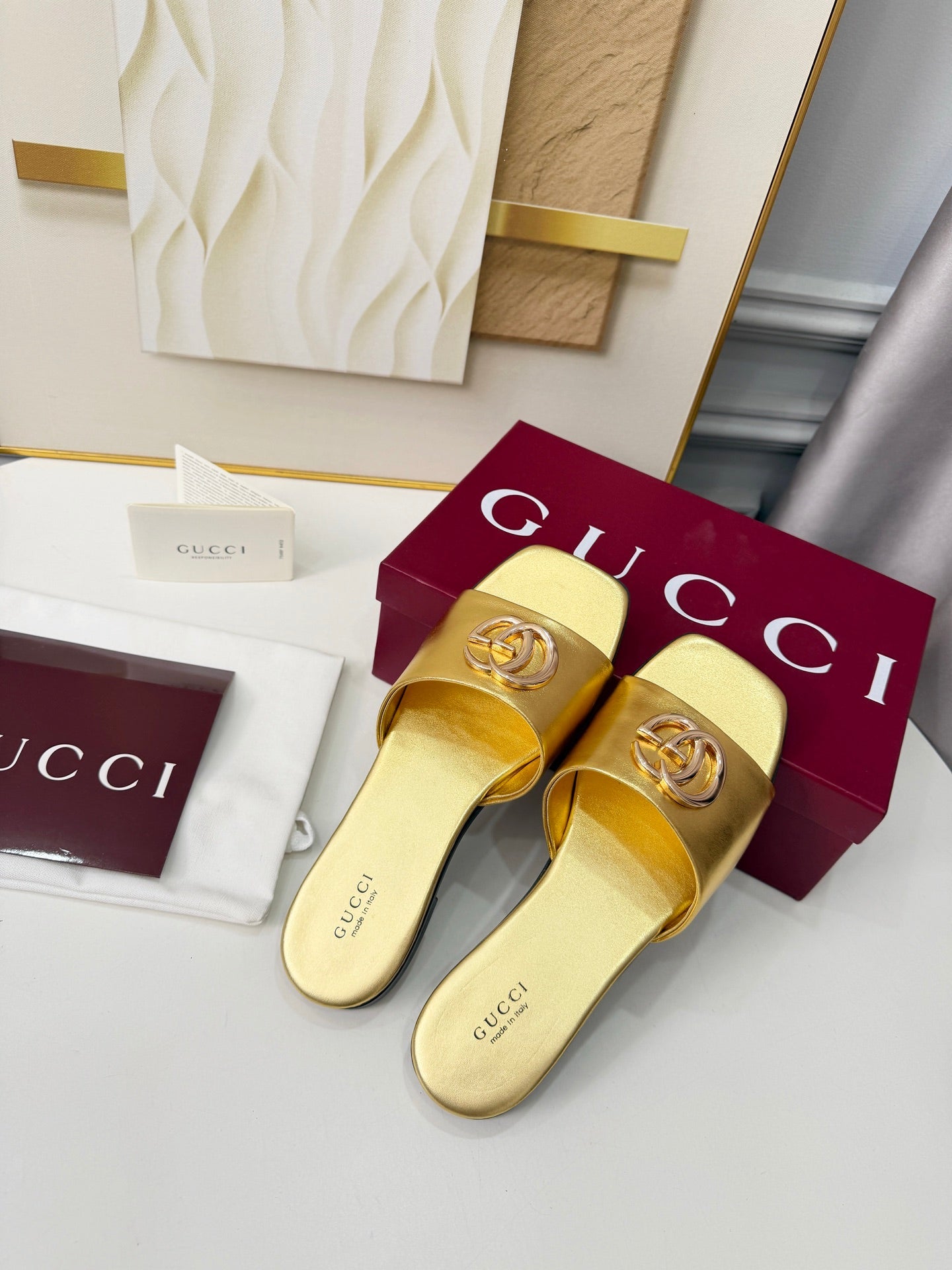GG 2026 Early Spring Mule Gold Sheepskin 688517
