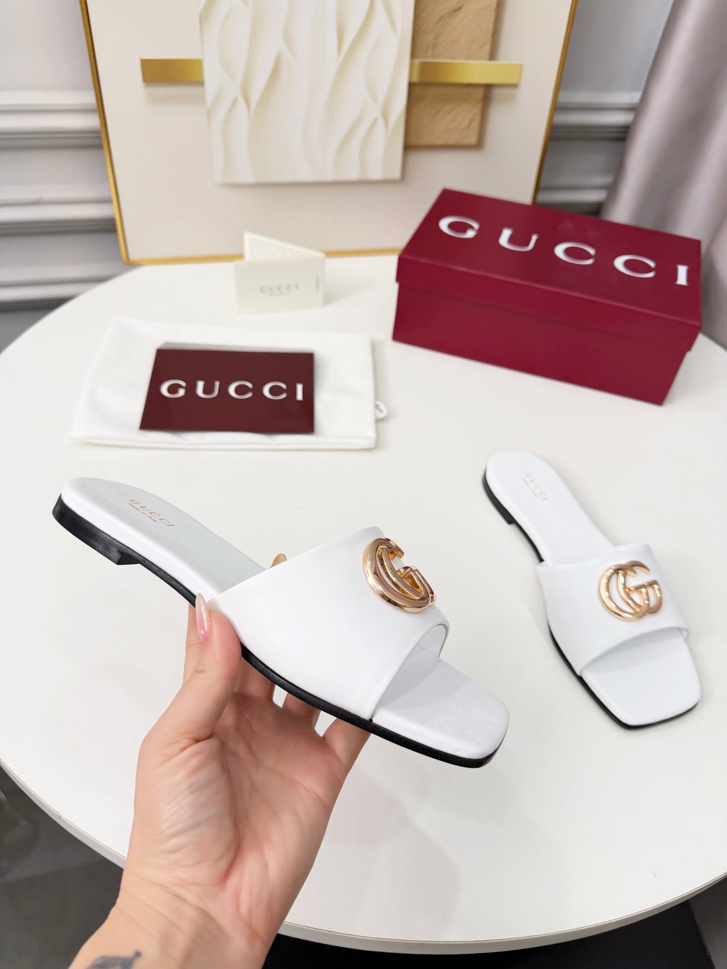 GG 2026 Early Spring Mule White Sheepskin 688521