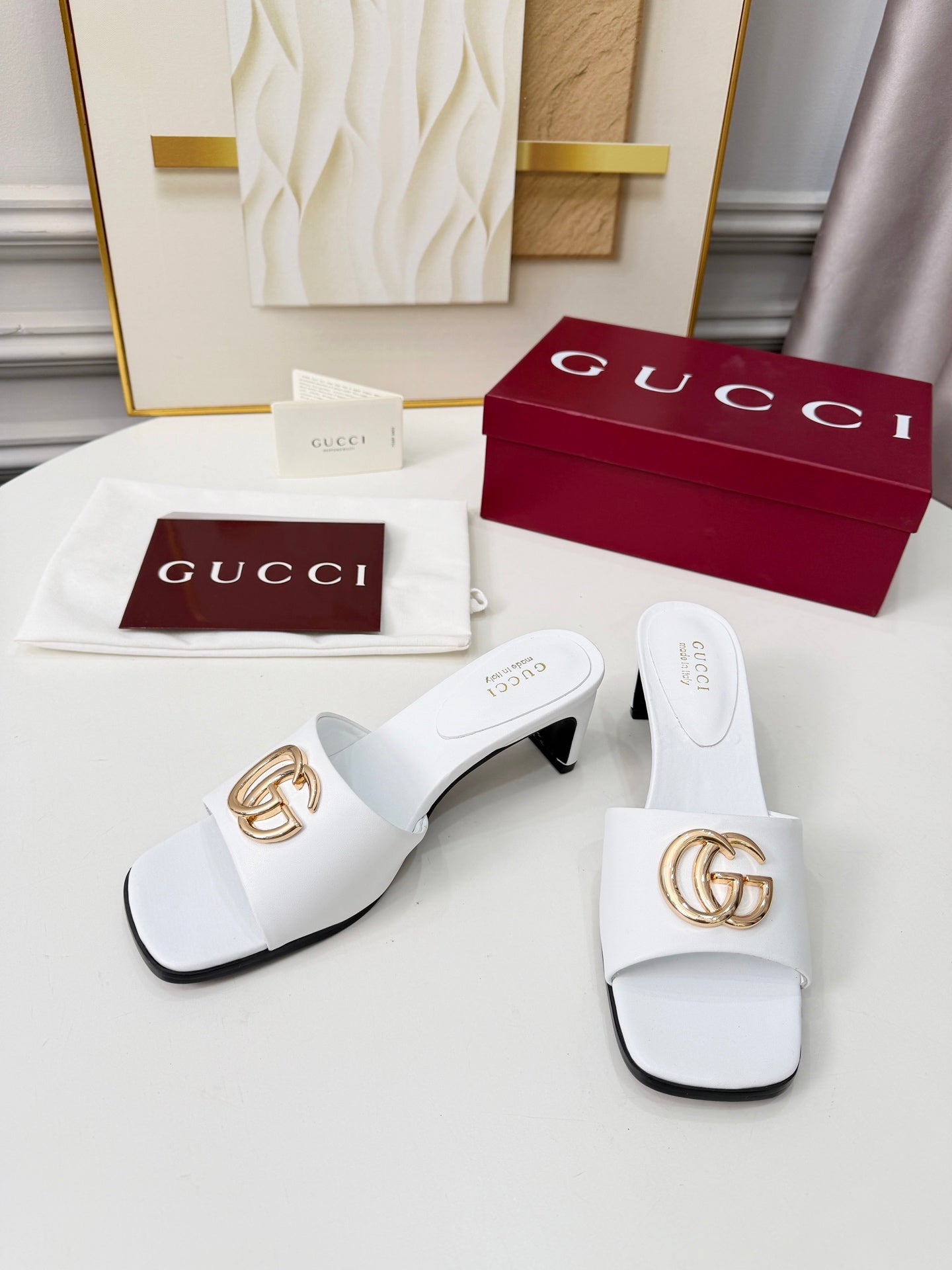 GG 2026 Early Spring Sandals White Sheepskin 688532