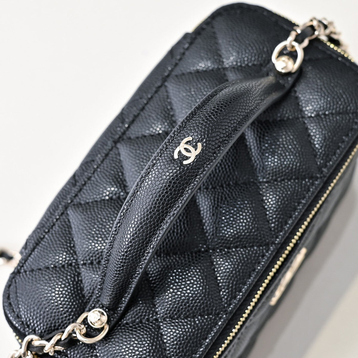 CC 25C Vanity Case Black Caviar Leather 286273