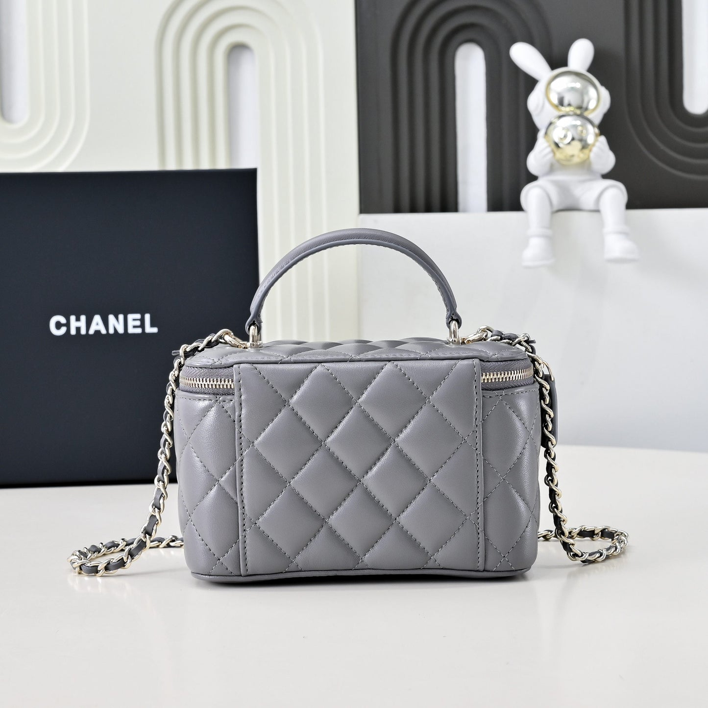 CC 26s Vanity Case Grey Quilted Lambskin 286291