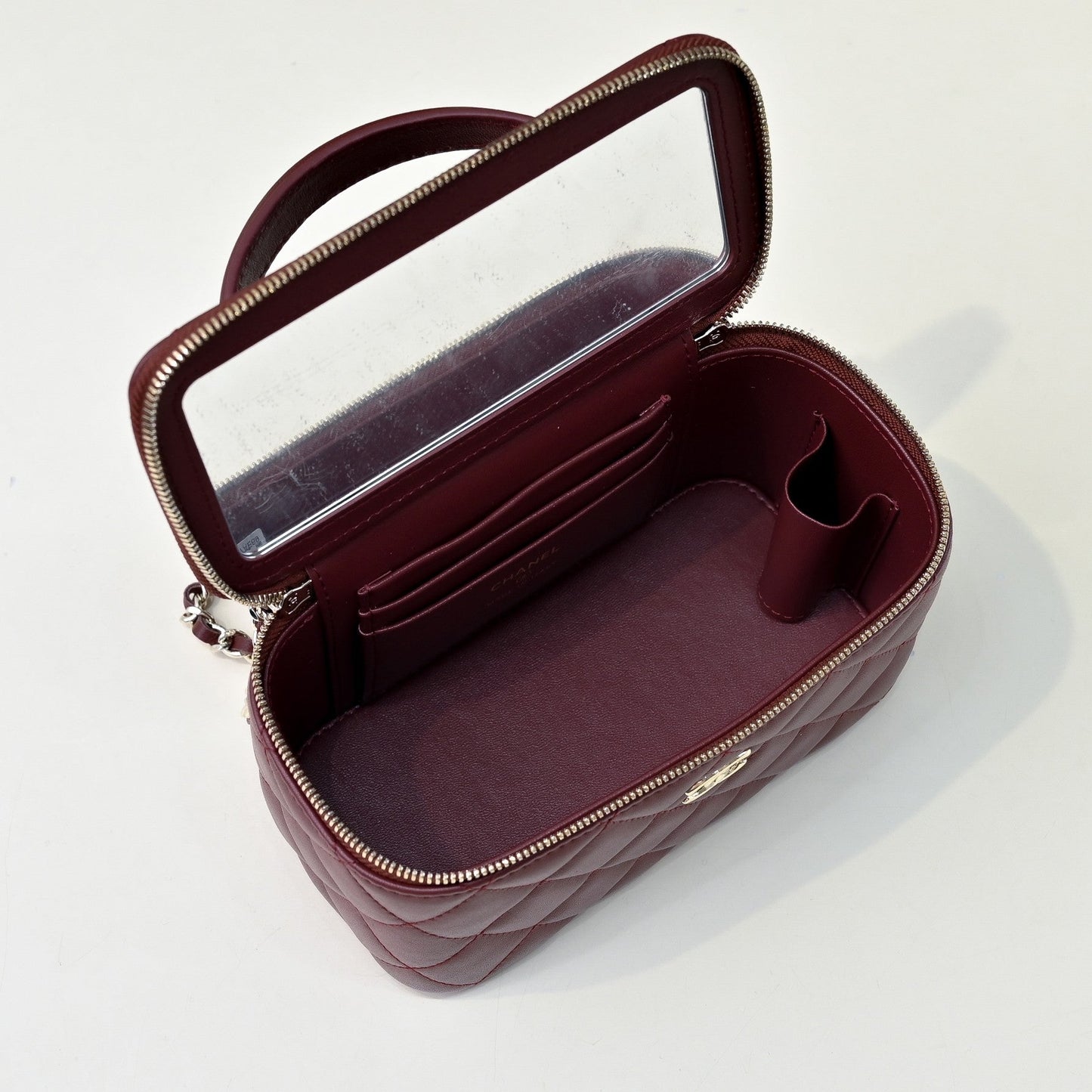 CC 26s Vanity Case Burgundy Quilted Lambskin 286285