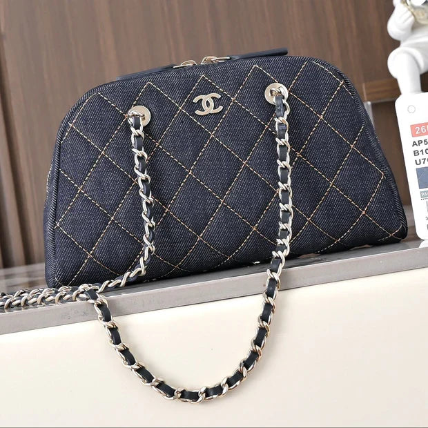 Chanel 2026 Chain Clutch Bag 19.5cm Blue Denim Leather 140656