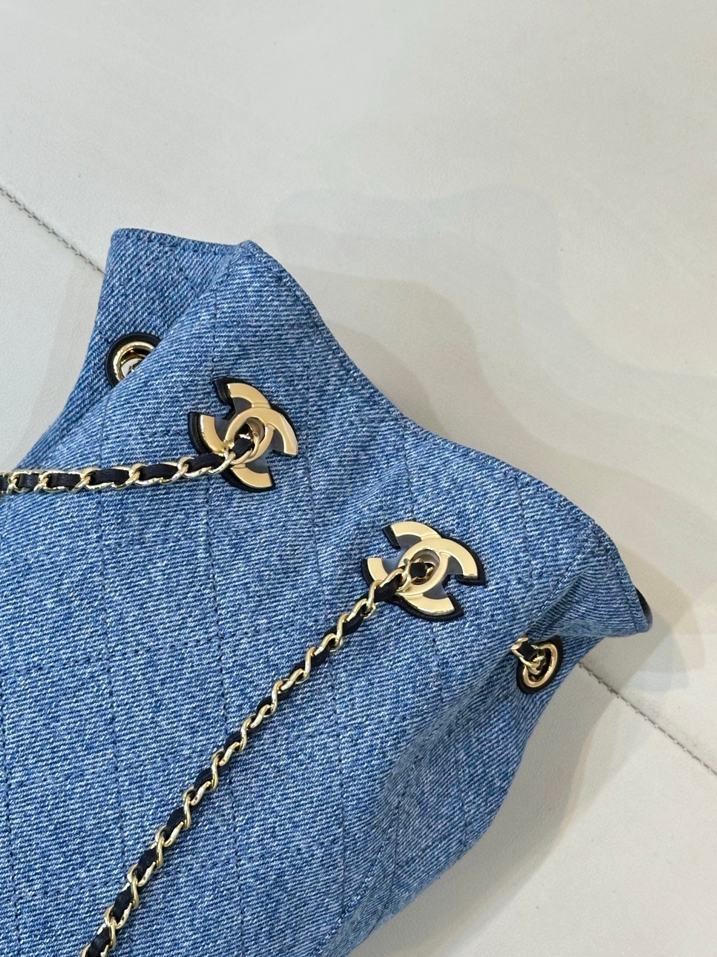 CC 26s Métiers d'art 2026 Bucket Bag Blue Denim 143452