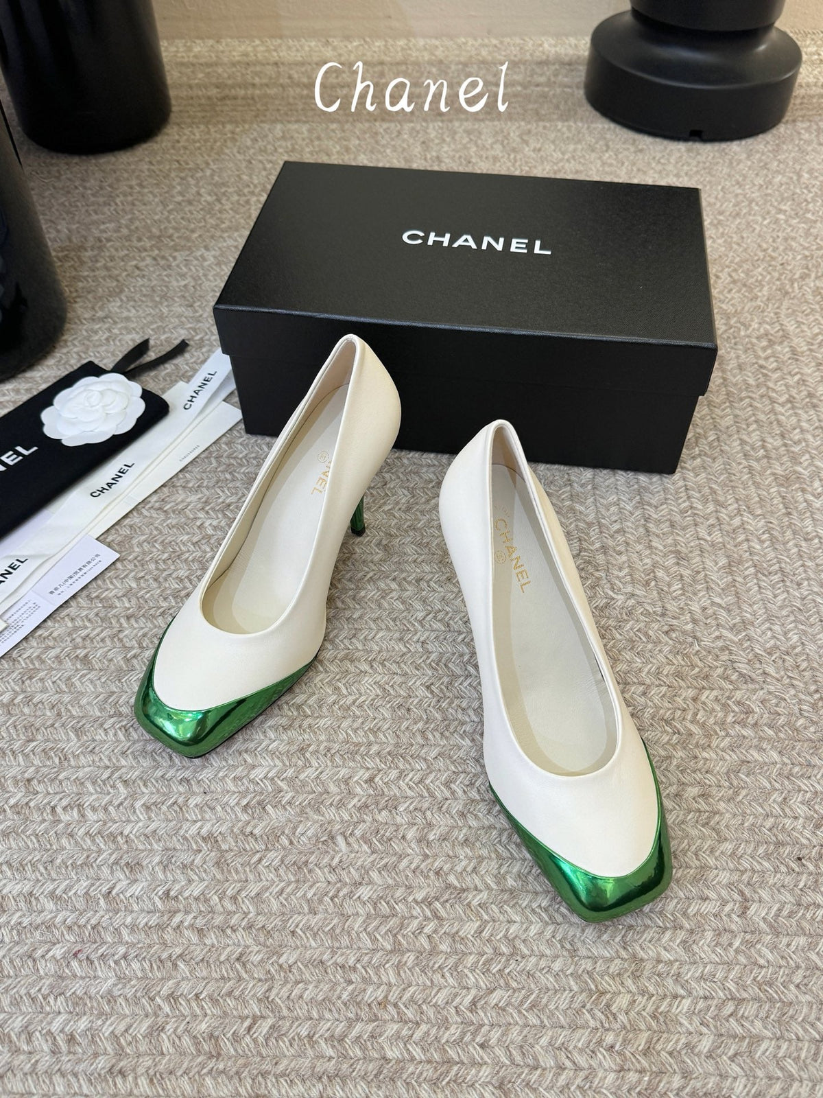 CC 26s Square Toe Pump White Green Sheepskin 835676