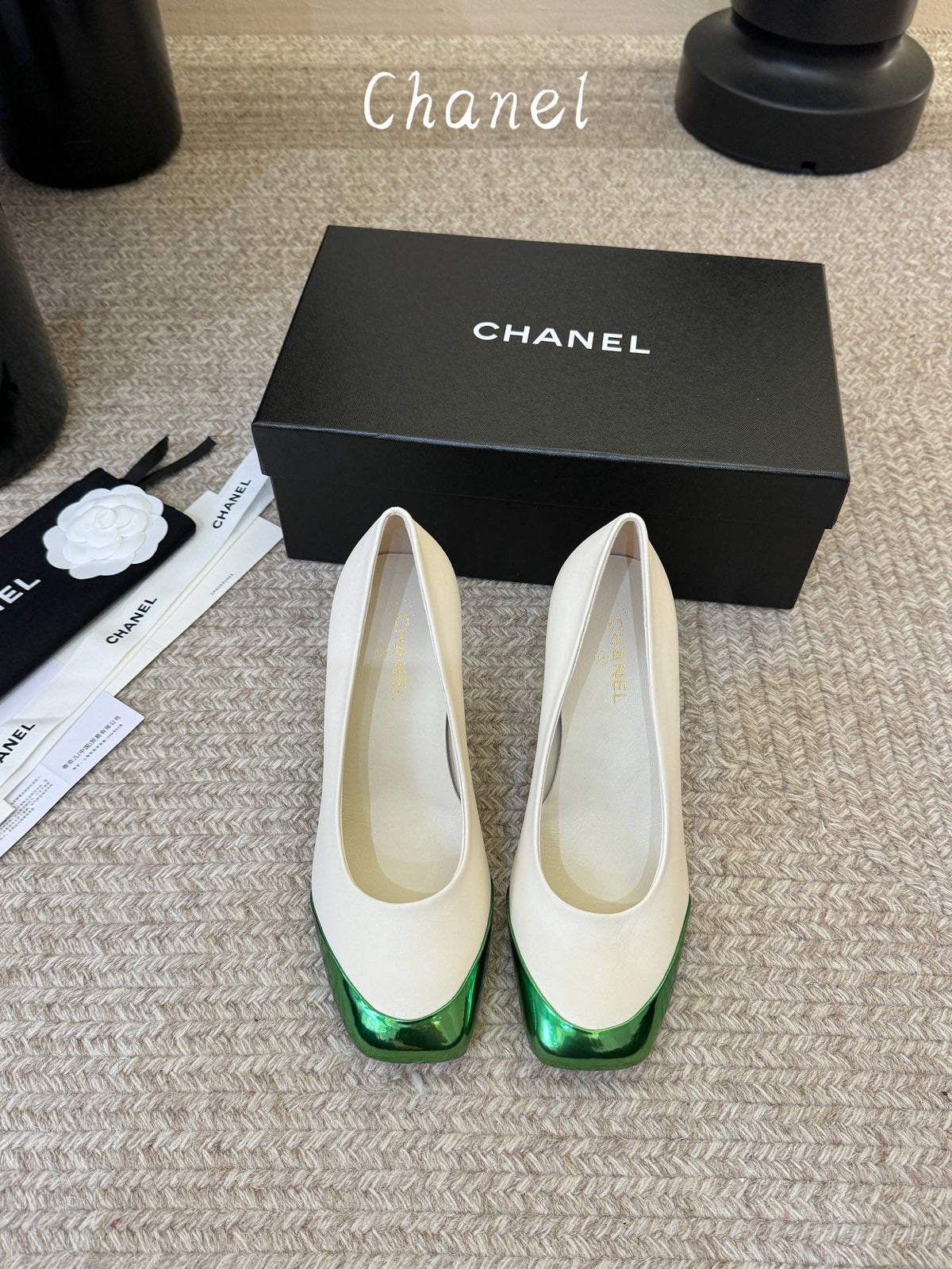 CC 26s Square Toe Pump White Green Sheepskin 835676