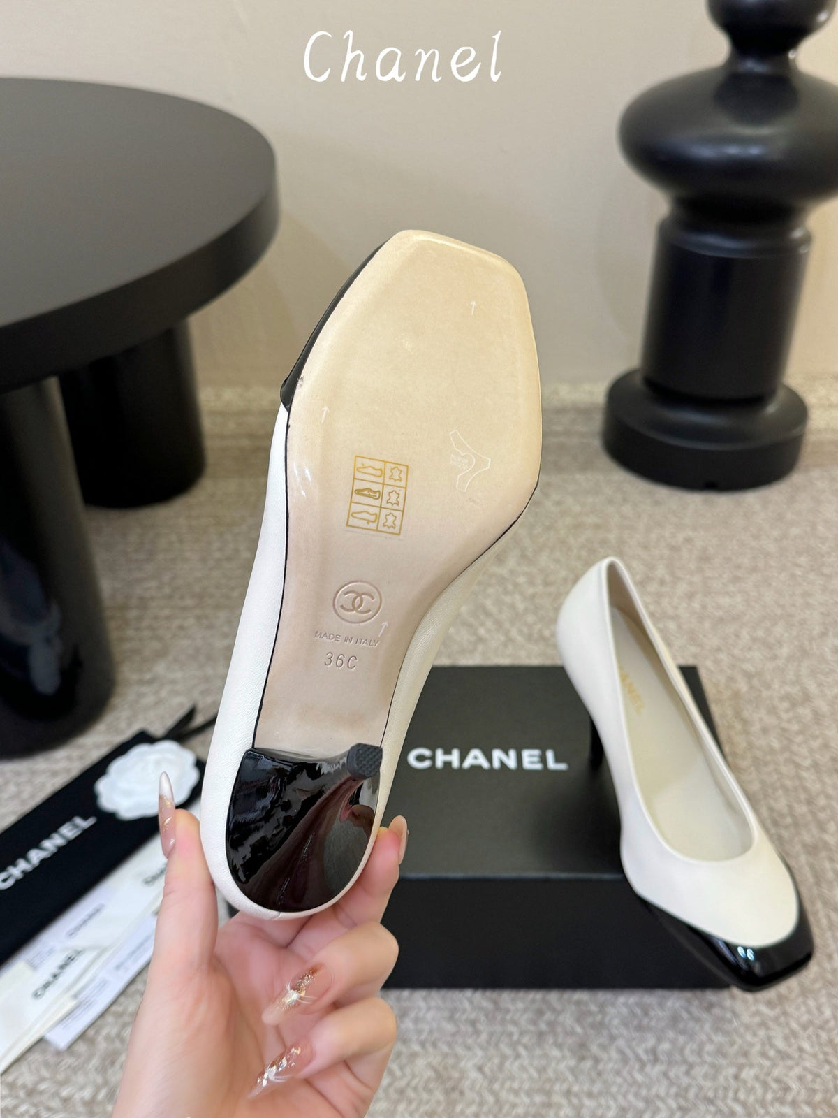 CC 26s Square Toe Pump White Sheepskin 835681