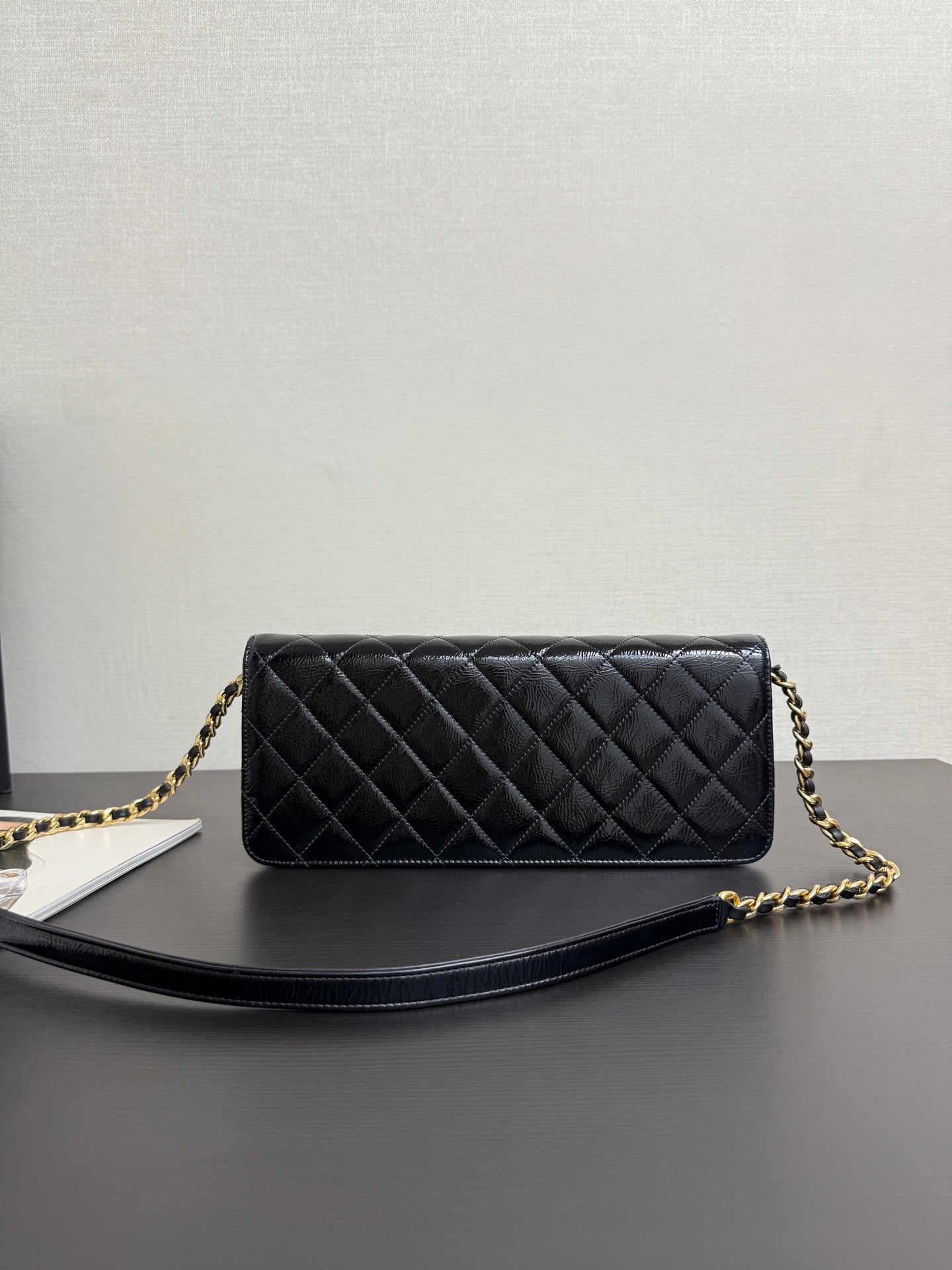 CC 25s Large Flap Bag Black Glossy Leather