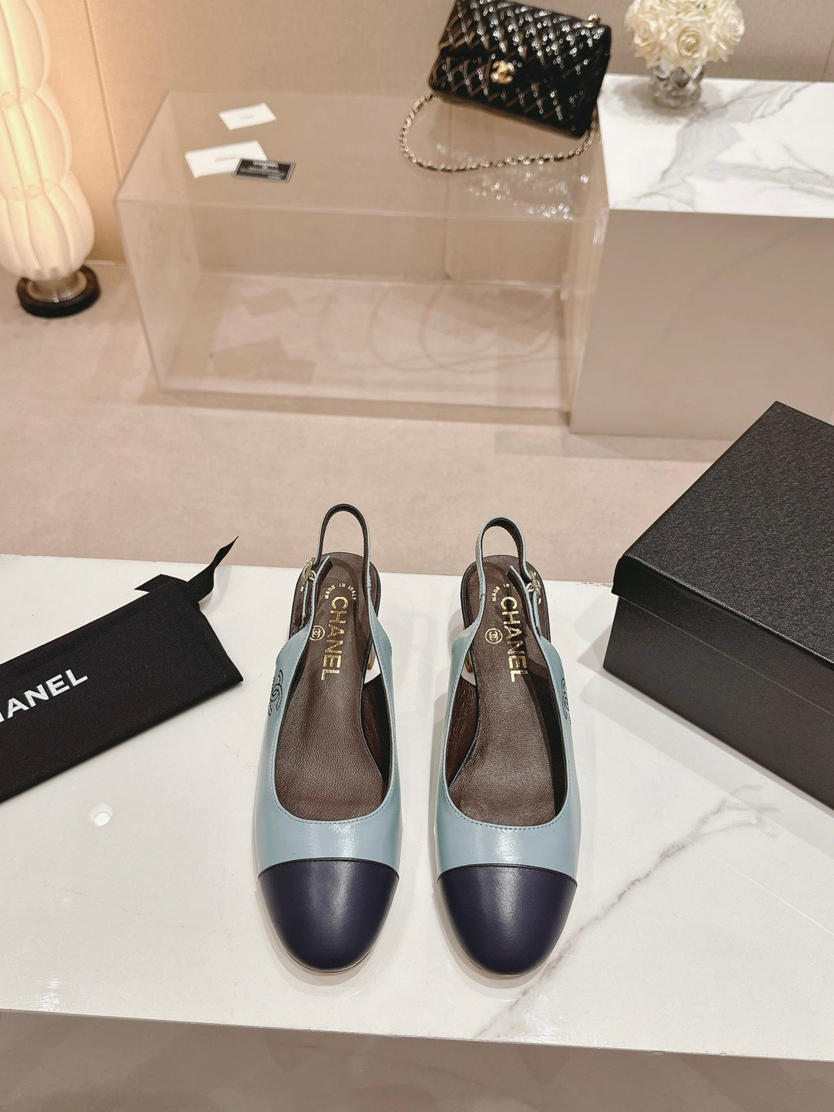 CC 24P SLINGBACKS 45MM TURQUOISE BLACK LAMBSKIN