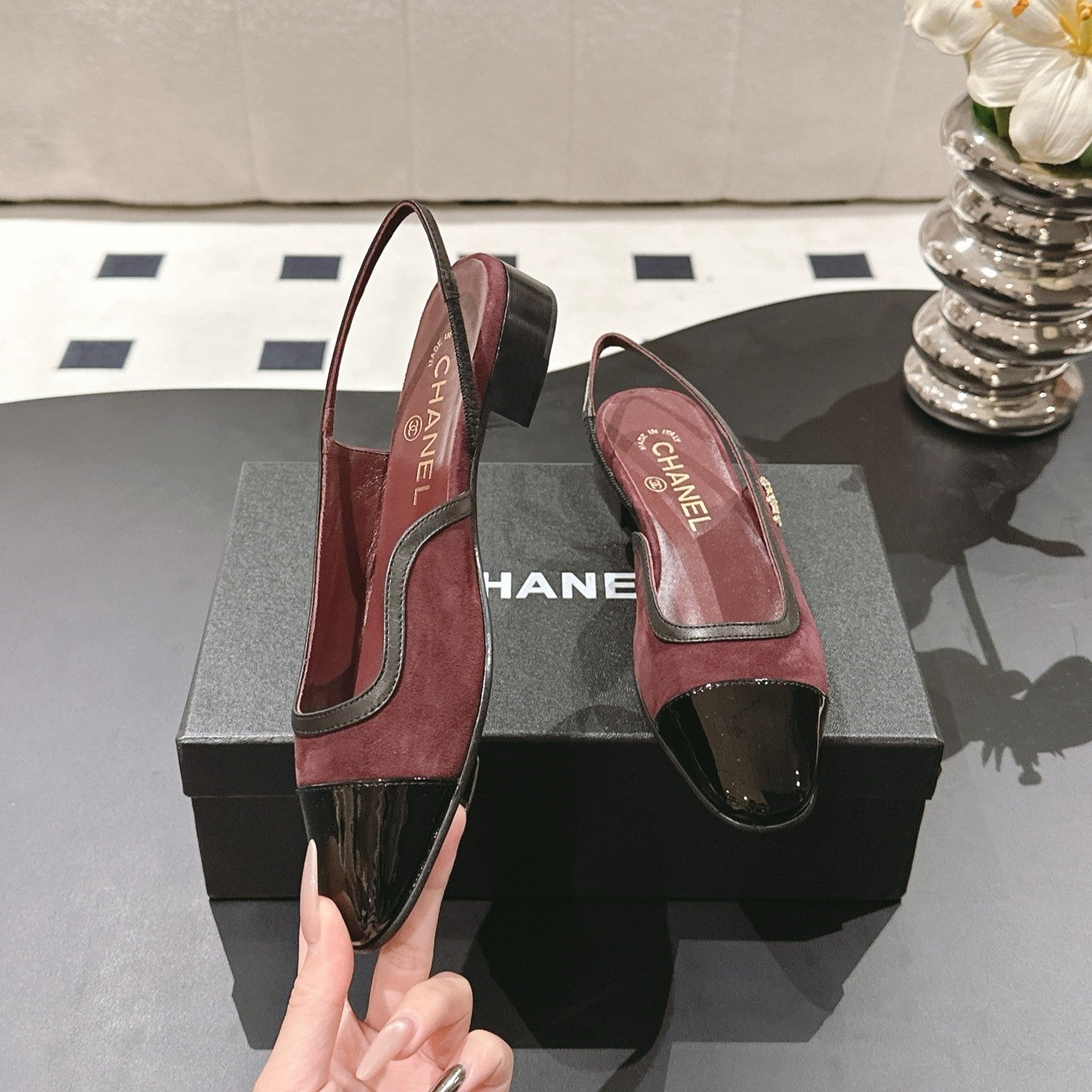 cc 2024k slingback 30mm burgundy suede black pattern calfskin 237502
