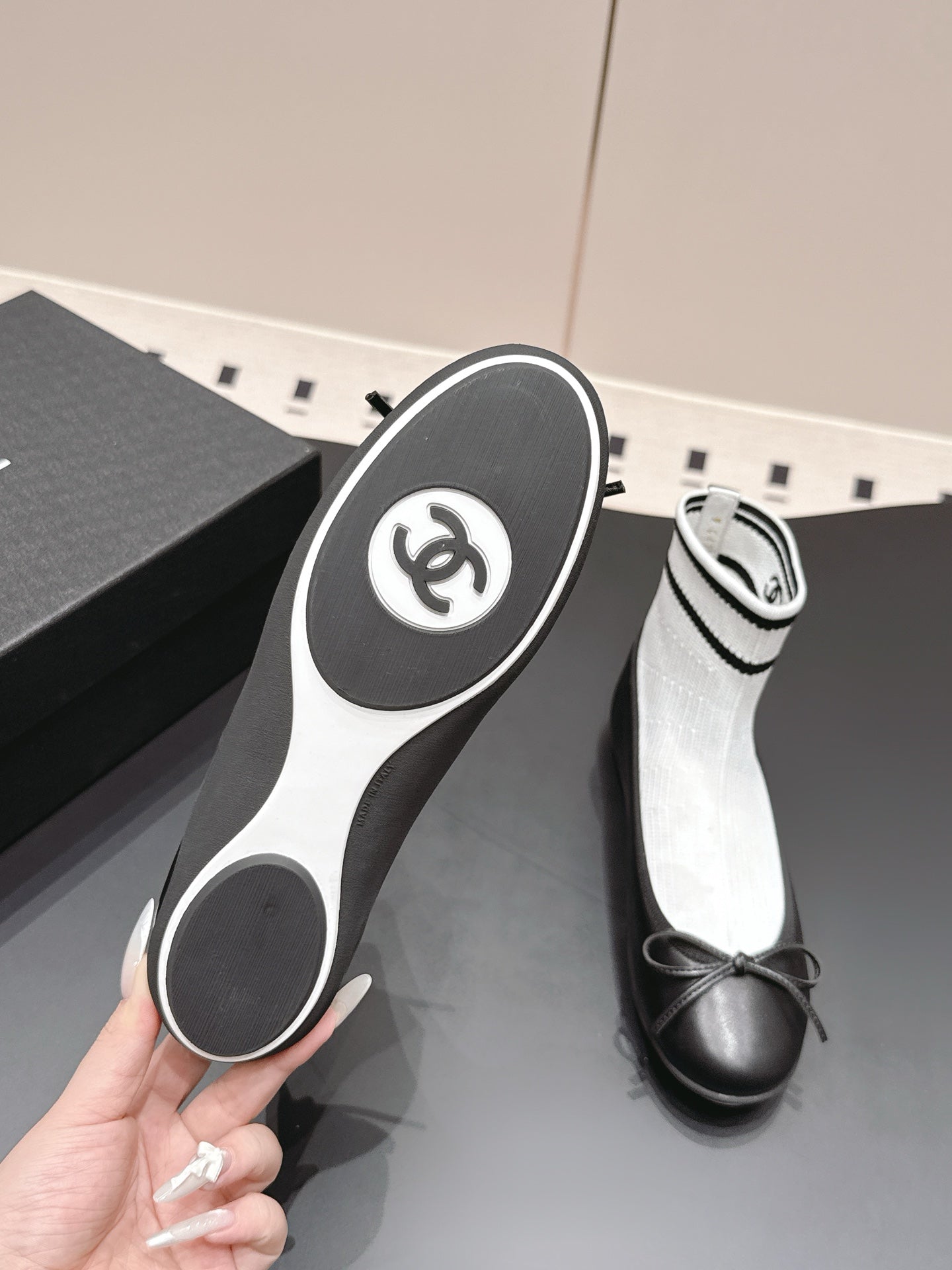 CC 26s Sneakers Black White Lambskin Mesh 922675
