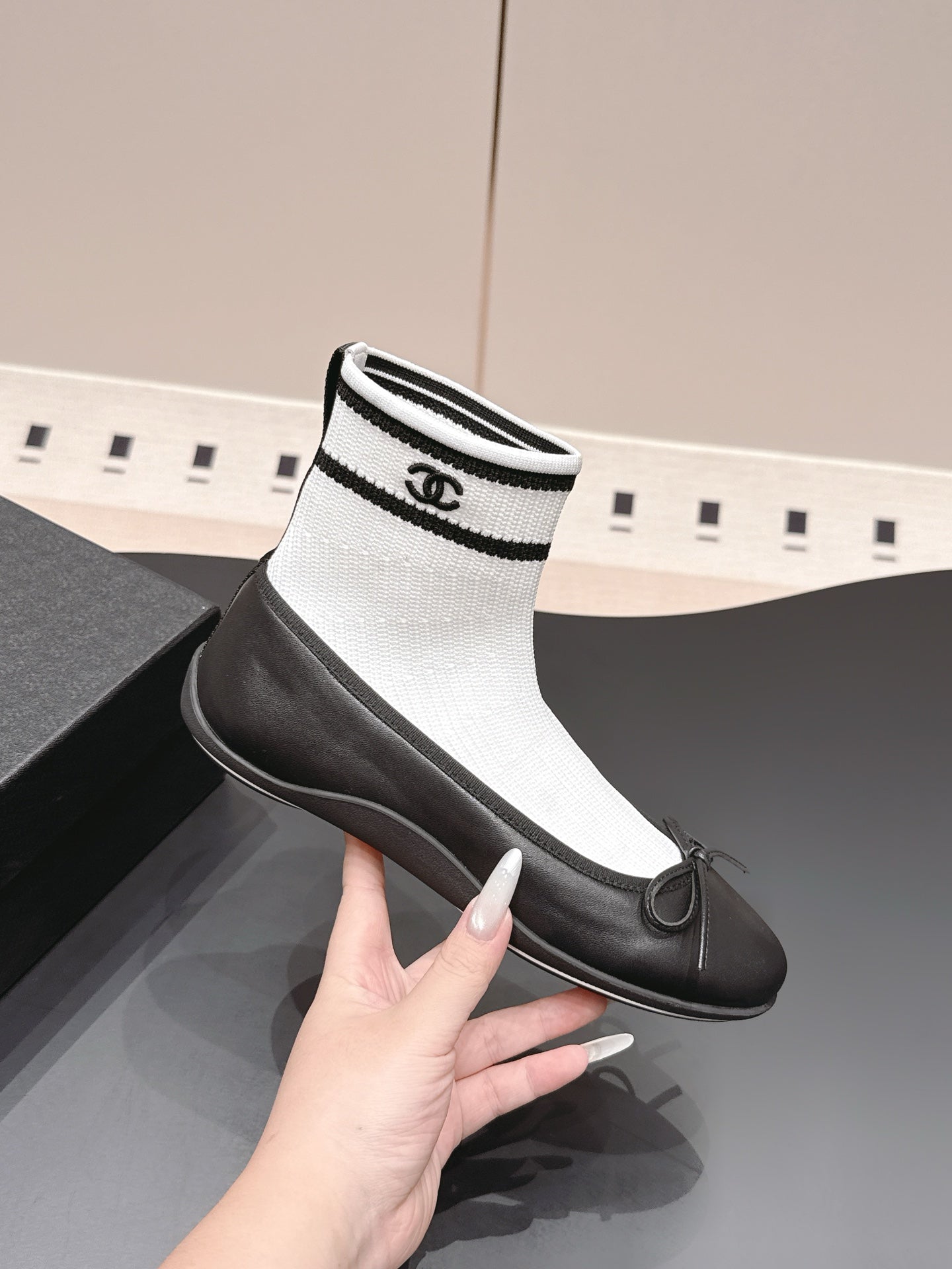 CC 26s Sneakers Black White Lambskin Mesh 922675