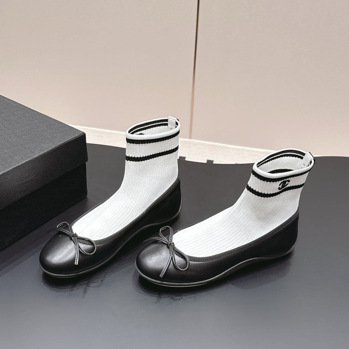 CC 26s Sneakers Black White Lambskin Mesh 922675