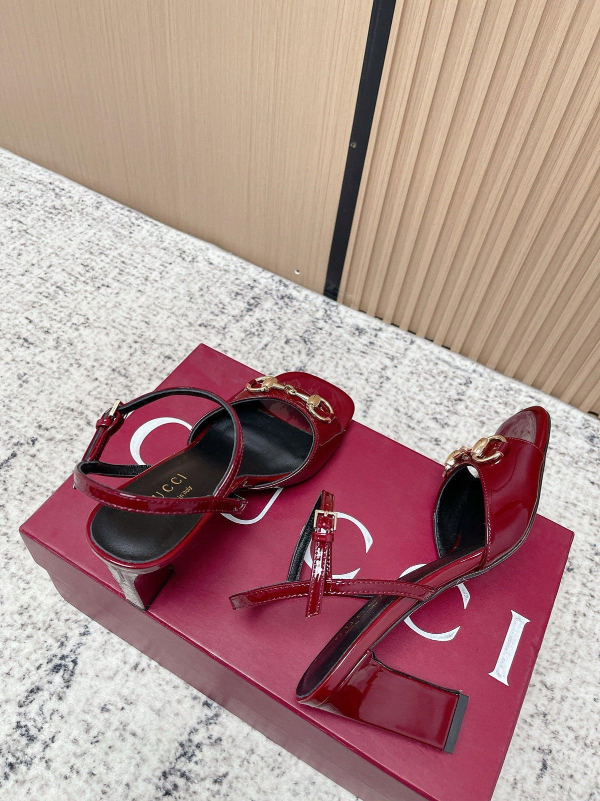 GG Signora Sandals 8.5cm Burgundy Shiny Leather 752218