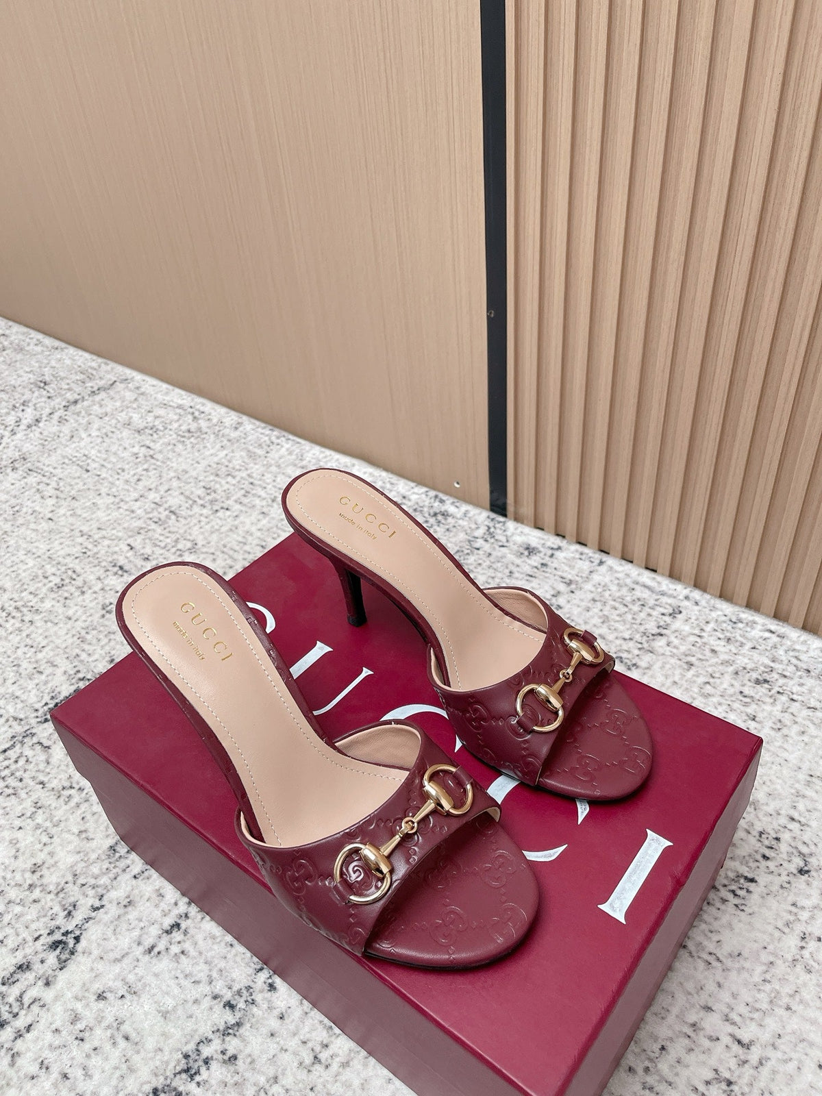 GG Sandal With Horsebit 8.5cm Burgundy Shiny Leather 752222