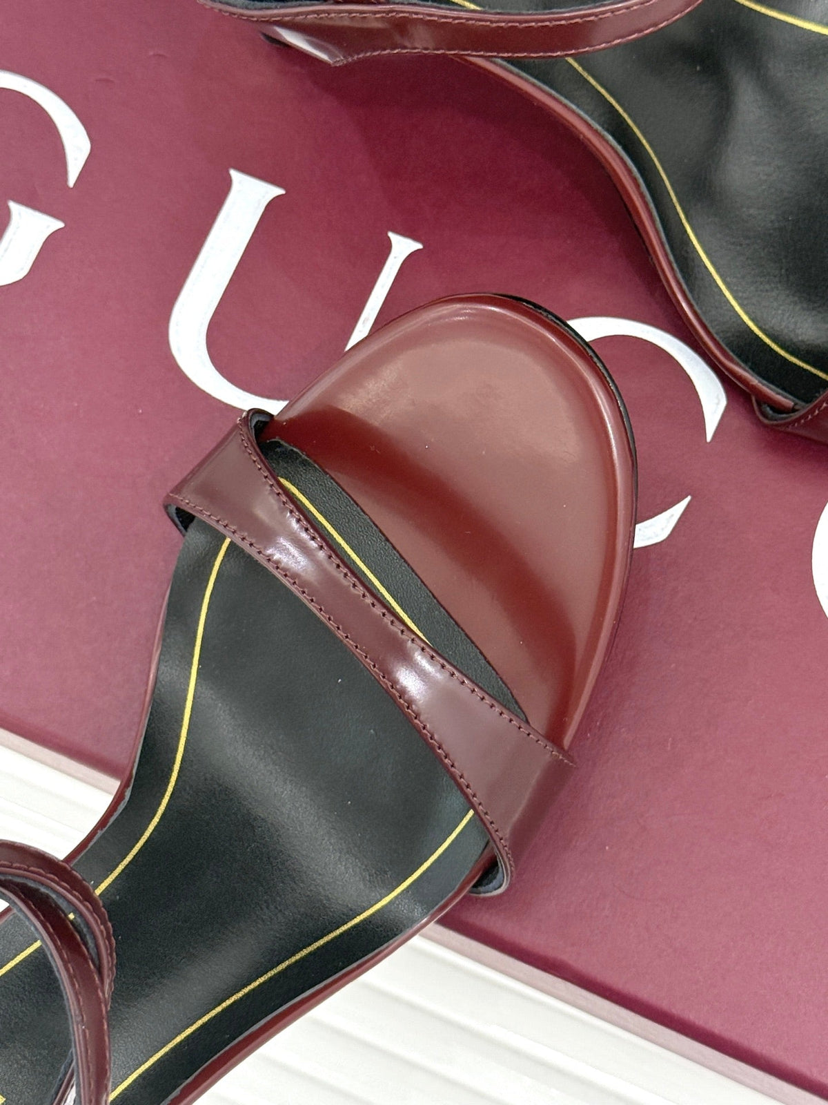 GG Castello Sandals 7.5cm Burgundy Leather 886482