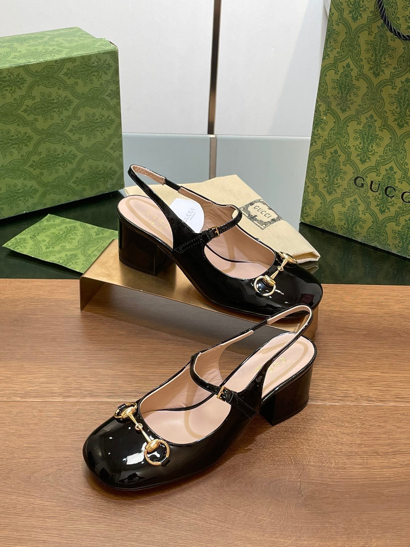 GG HORSEBIT PUMP BLACK LAMBSKIN