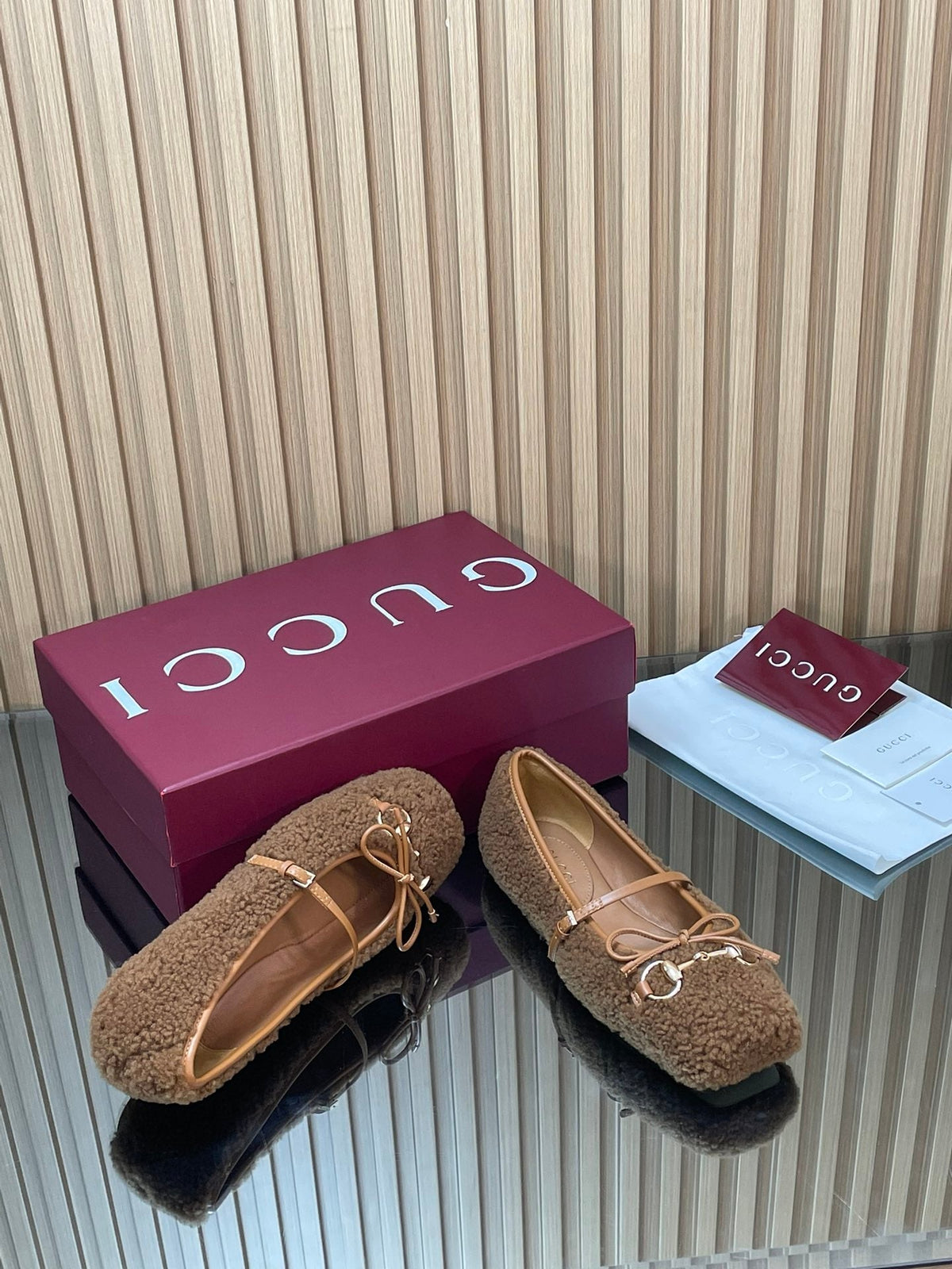 Gucci 26 Ballet Full Caramel Calfskin Wool 562992