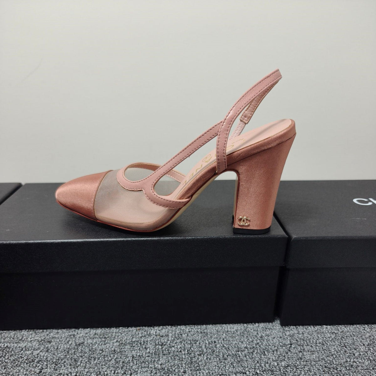 CC 26s Slingback 9.5cm Pink Mesh Fabric Sheepskin 681988