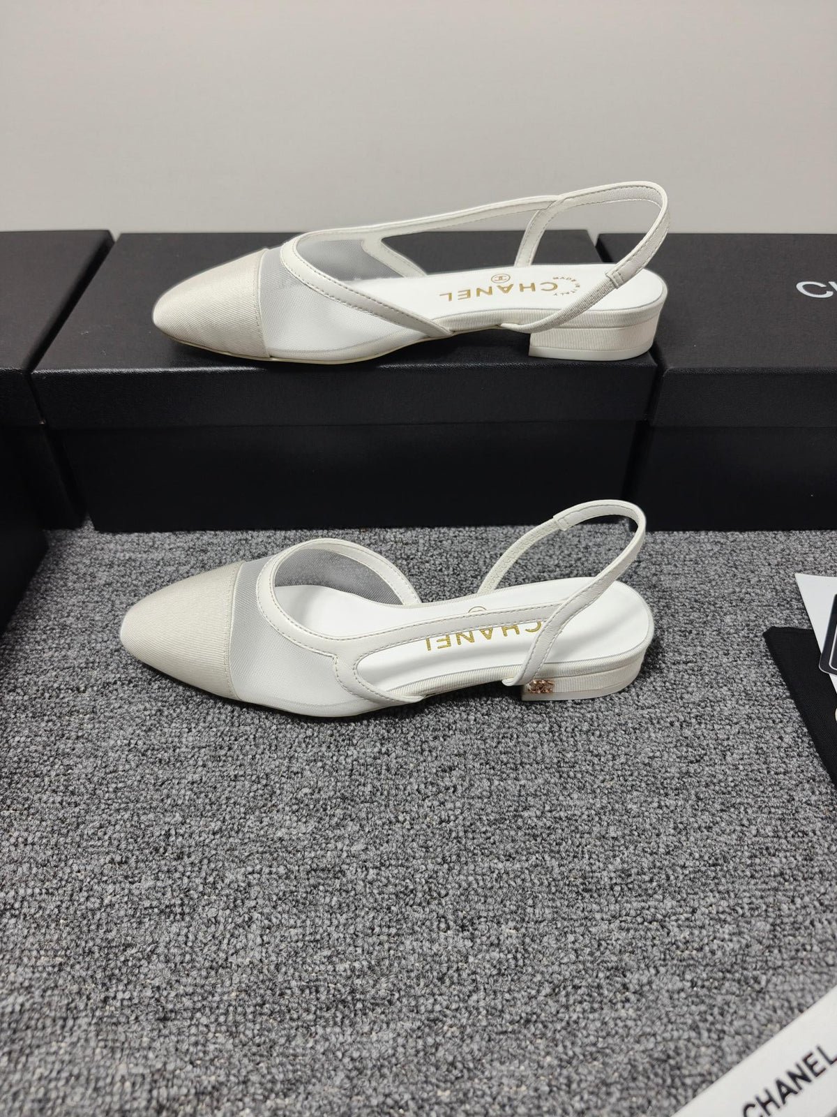 CC 26s Slingback White Mesh Fabric Sheepskin 682002
