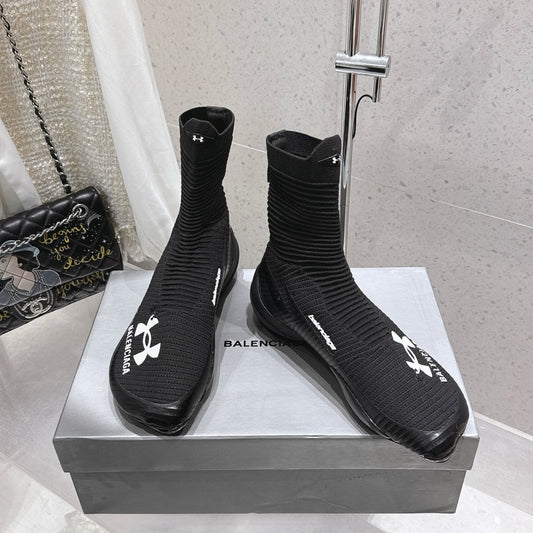 UNDER ARMOUR HYPER SNEAKER IN BLACK MIX WHITE KNITTED FABRIC