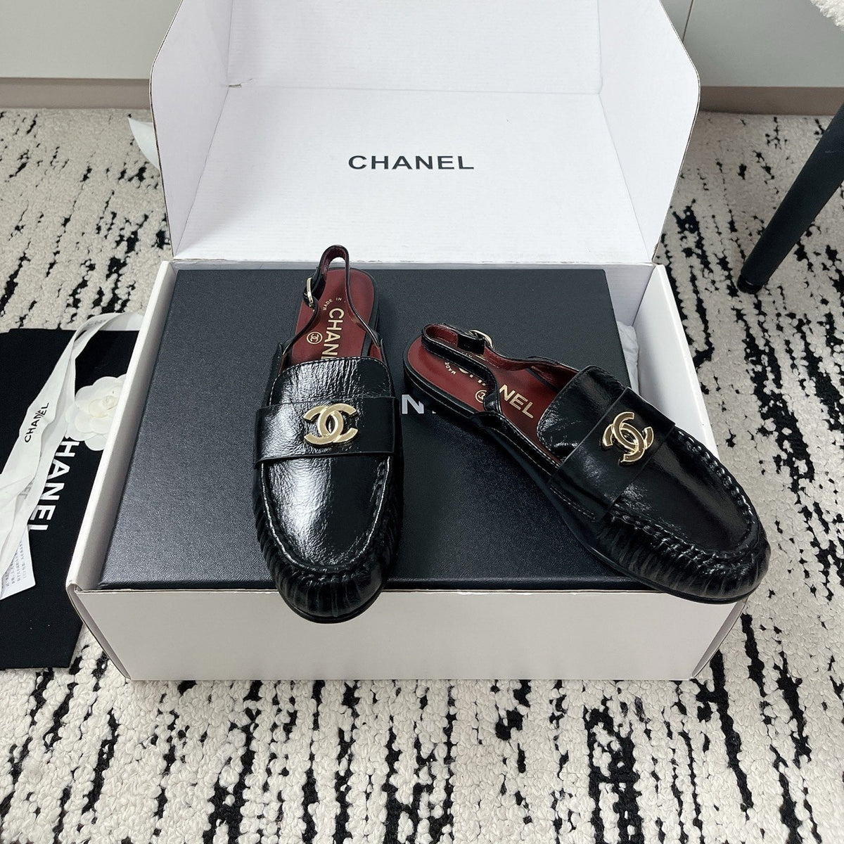 CC 26A Métiers d’art 2026 Slingback Black Glossy Sheepskin 900760
