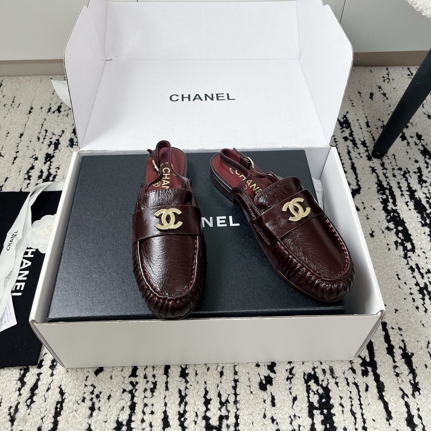 CC 26A Métiers d’art 2026 Slingback Burgundy Glossy Sheepskin 900761
