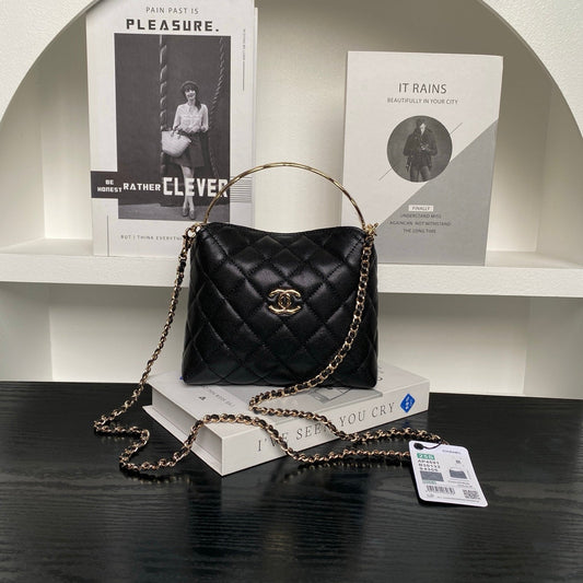 CC Coco Crush Handle Lunch Bag Black Caviar Leather