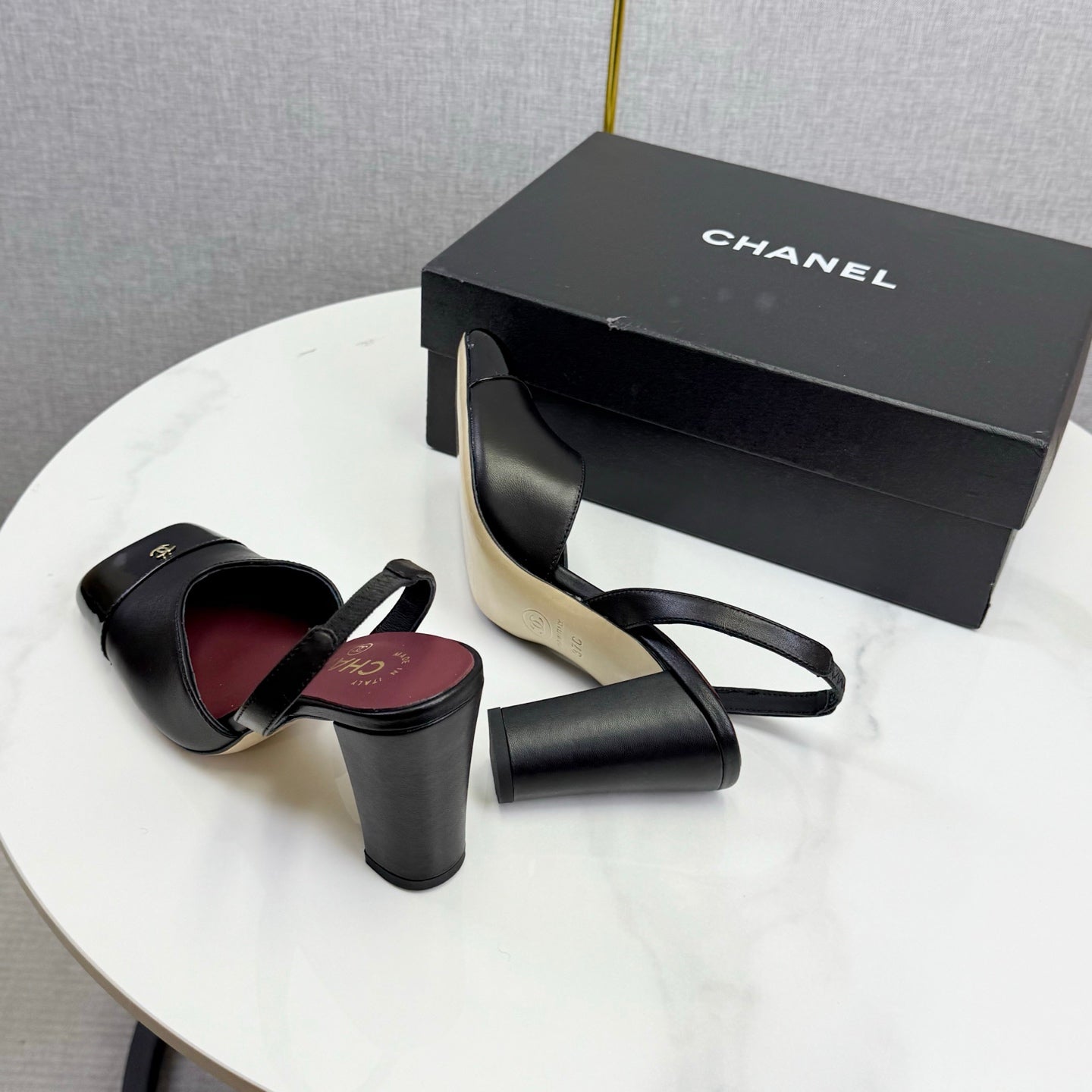 CC 25FW Square Toe Slingback Black Sheepskin Patent Leather 541134