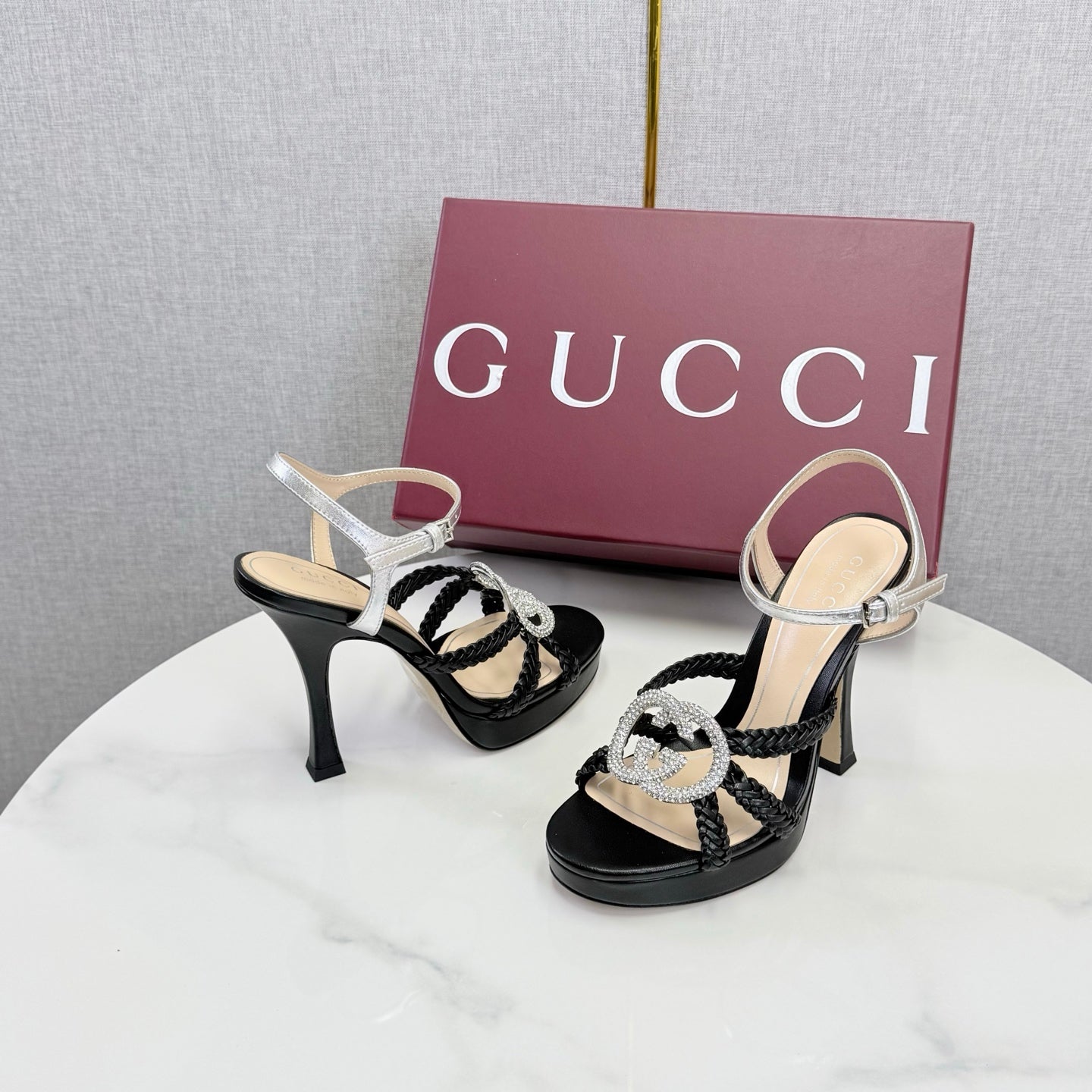 GG 26s Sandals 10.5cm With Crystal Interlocking G Black Leather 639953