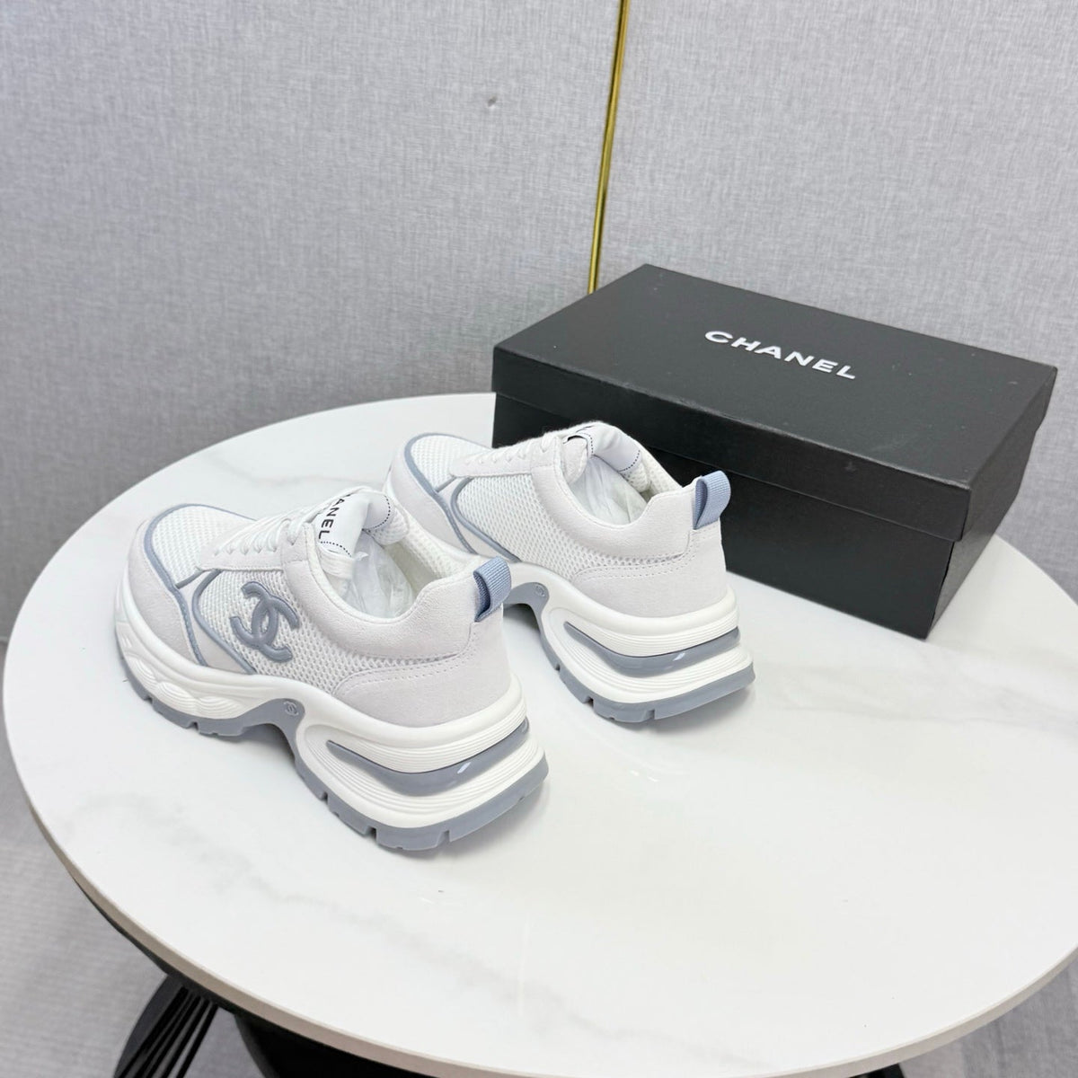 CC 26s Casual Sneakers White Grey Mesh Suede 865841