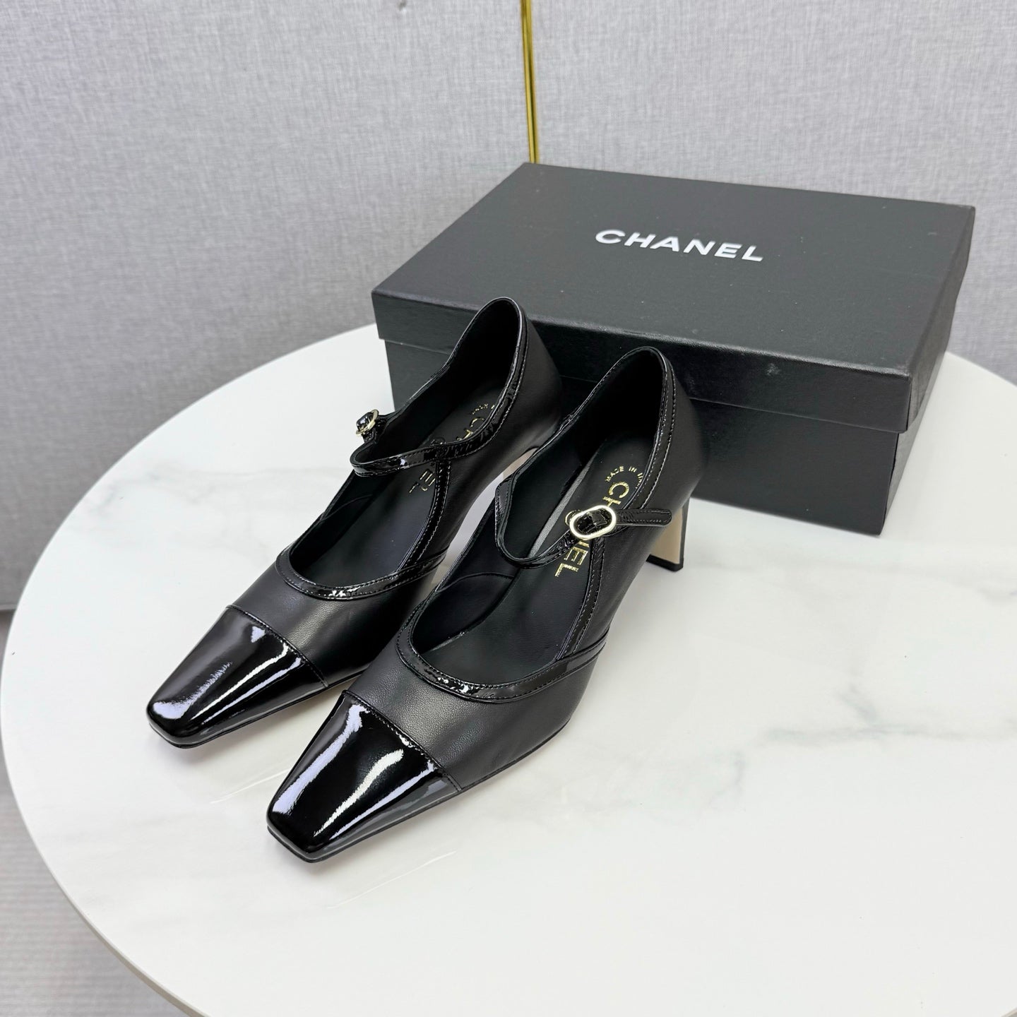 CC 26s Slingback Black Sheepskin 904475