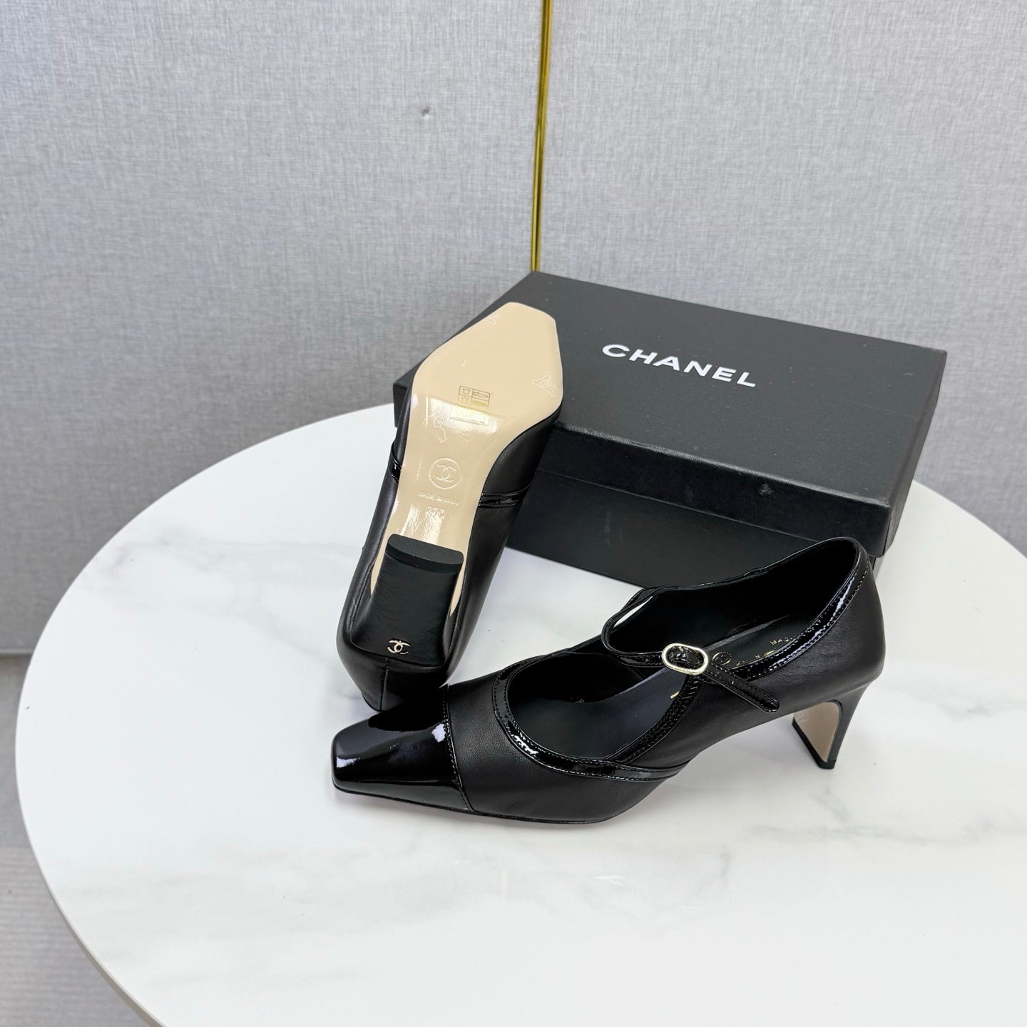 CC 26s Slingback Black Sheepskin 904475
