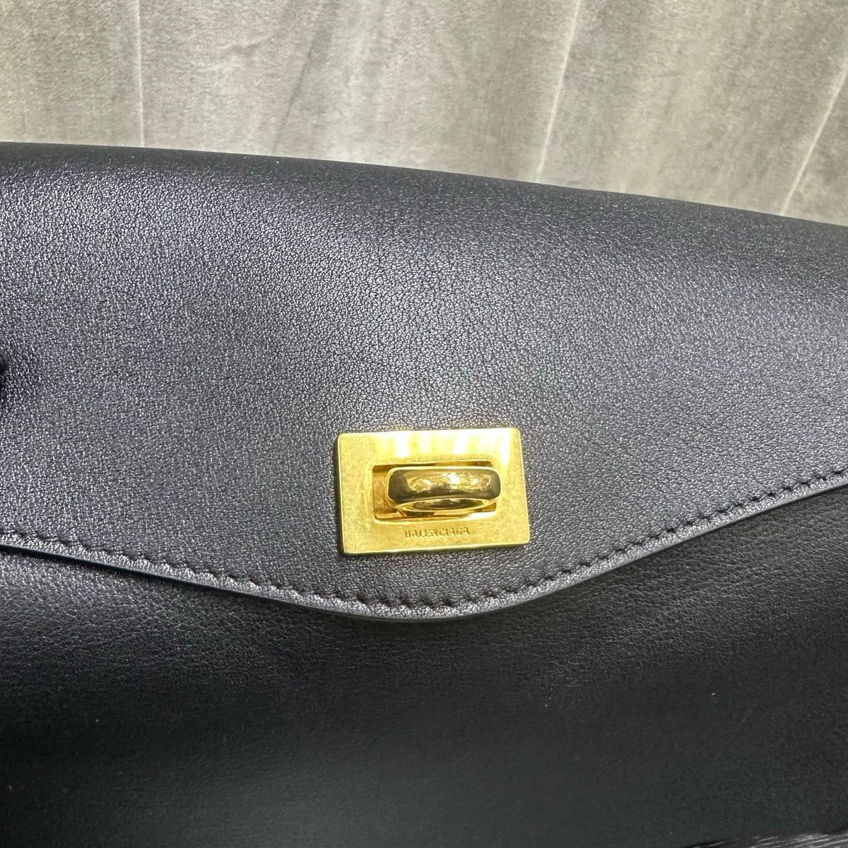 Balenciaga Le 7 Shoulder Bag Black Calfksin
