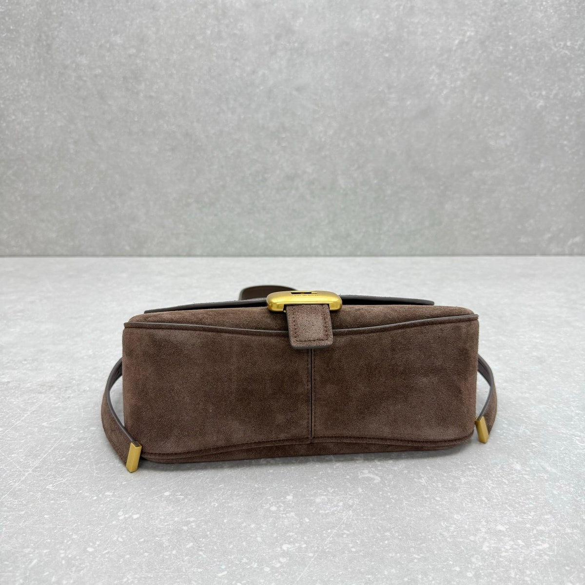 Clicca Shoulder Bag Medium Coffee Suede
