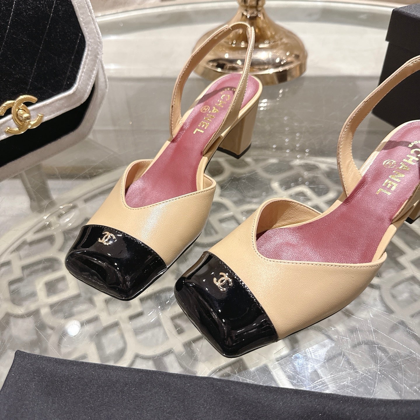 CC 26s Square-Toe High-Heeled Slingbacks 6cm Black Beige Leather 736102