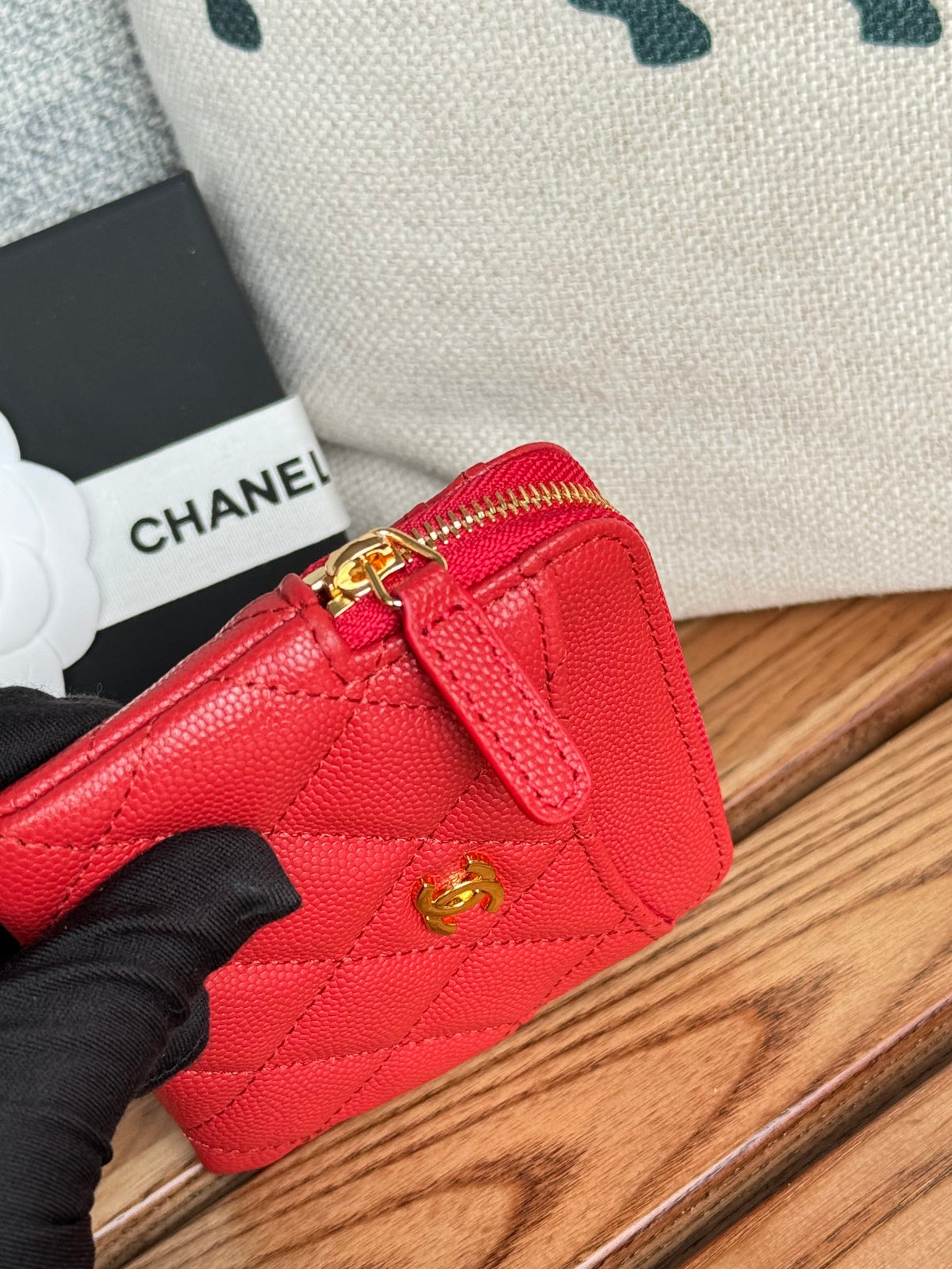 CC Zip Card Holder Wallet Red Gold Metal Caviar 240609