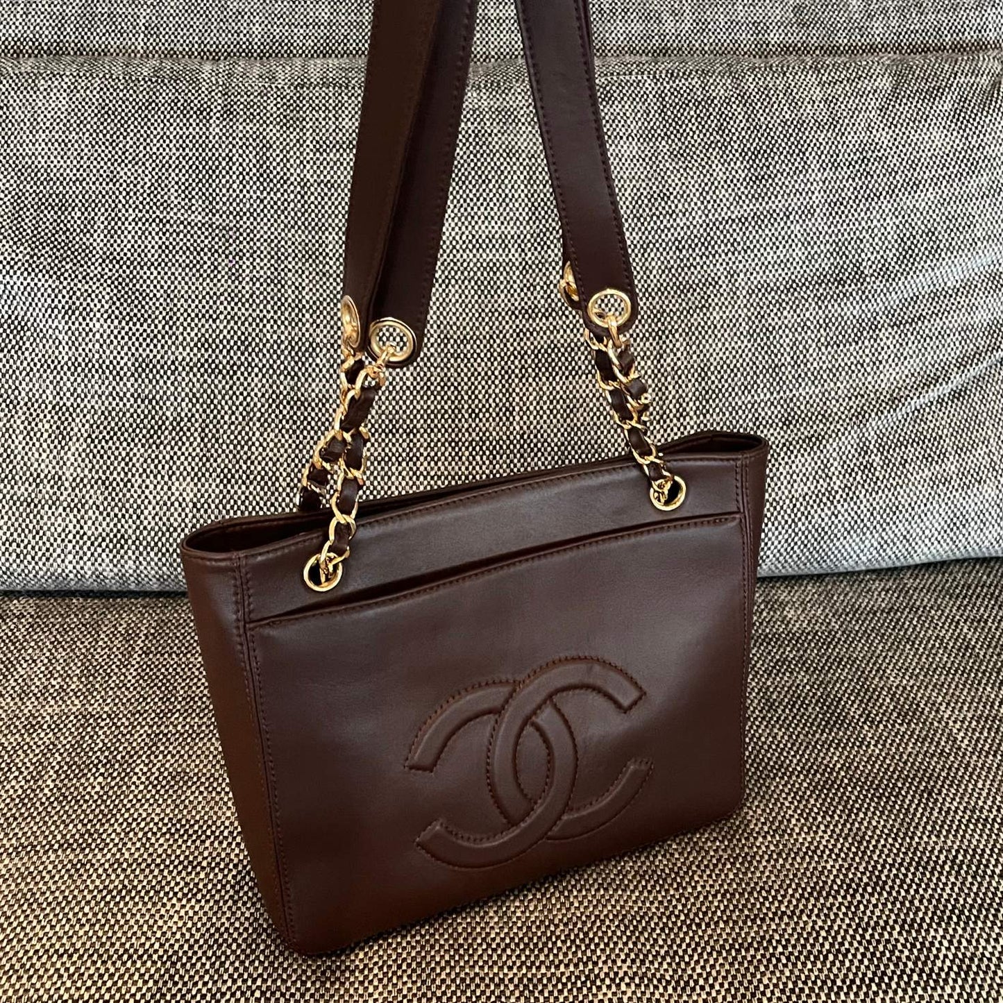 CC 26s Pocket Tote Bag Coffee Lambskin