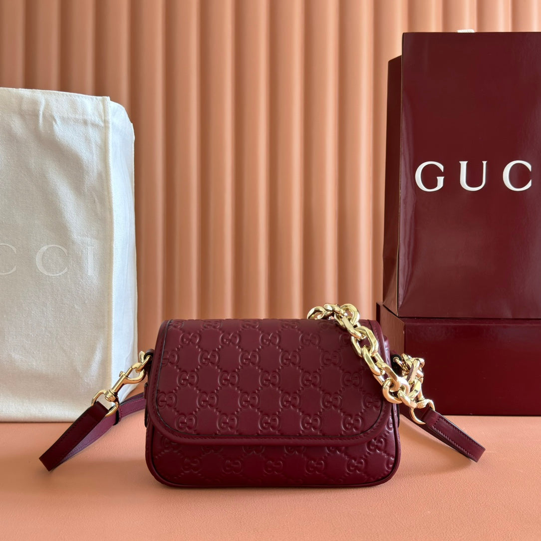 GG Emblem Medium Shoulder Bag Burgundy Embossed Cowhide