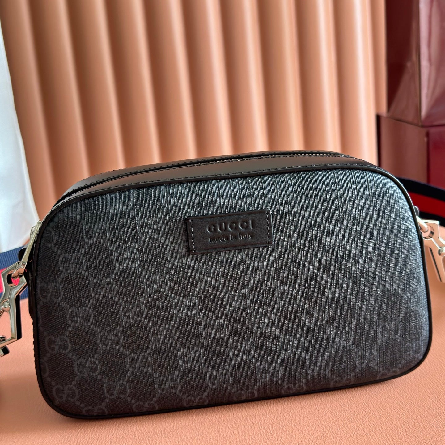 GG Supreme Shoulder Bag Black Canvas Leather 292636