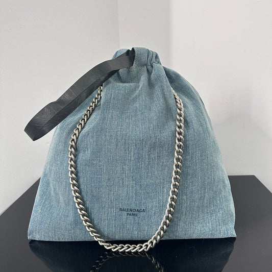 CRUSH LARGE TOTE BAG 46 IN BLUE WASHED DENIM SILVER HARDWARE