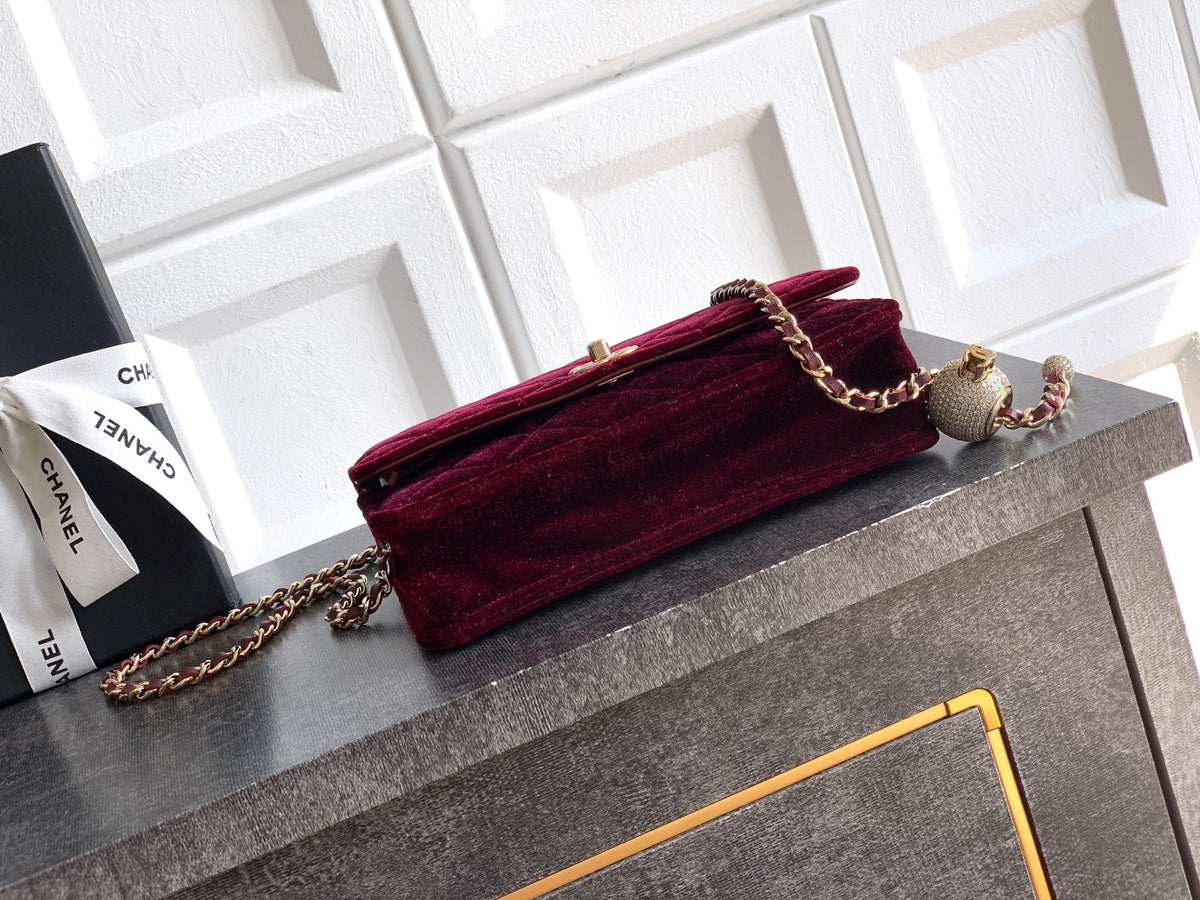 CC 26C Flap Bag 20 Burgundy Velvet