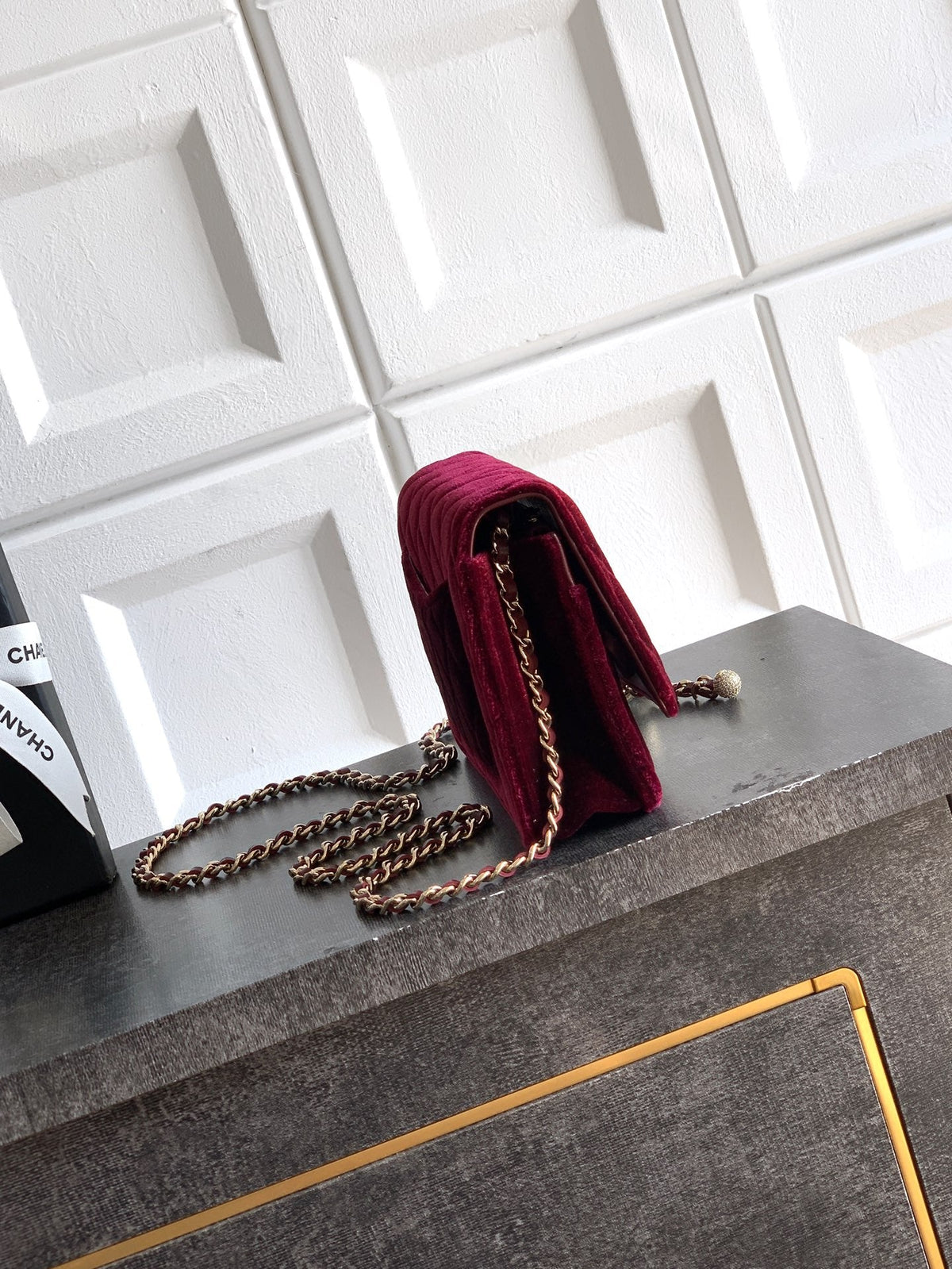 CC 26C Flap Bag 20 Burgundy Velvet