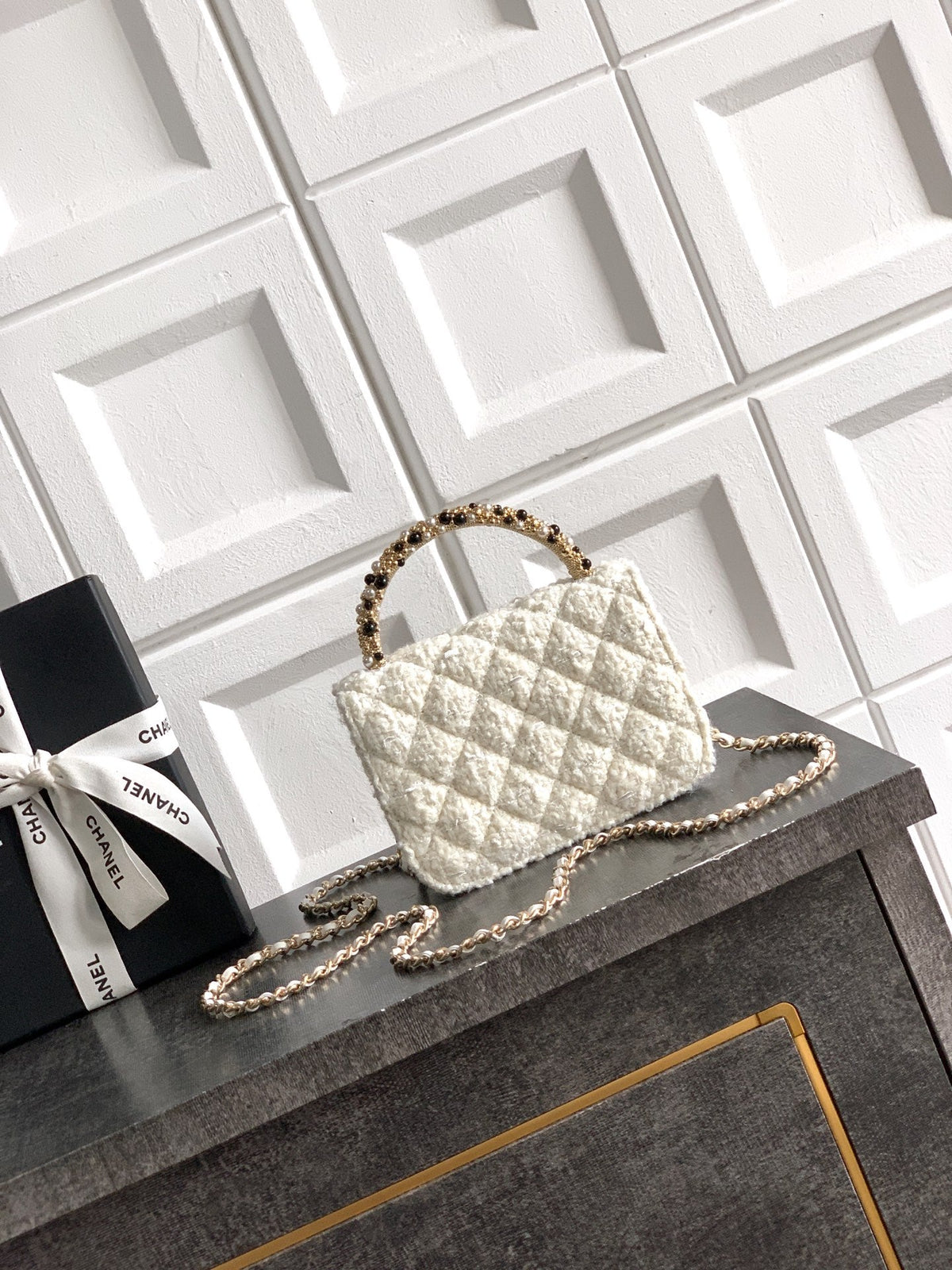 CC Mini Flap Bag 15 With Handle White Tweed