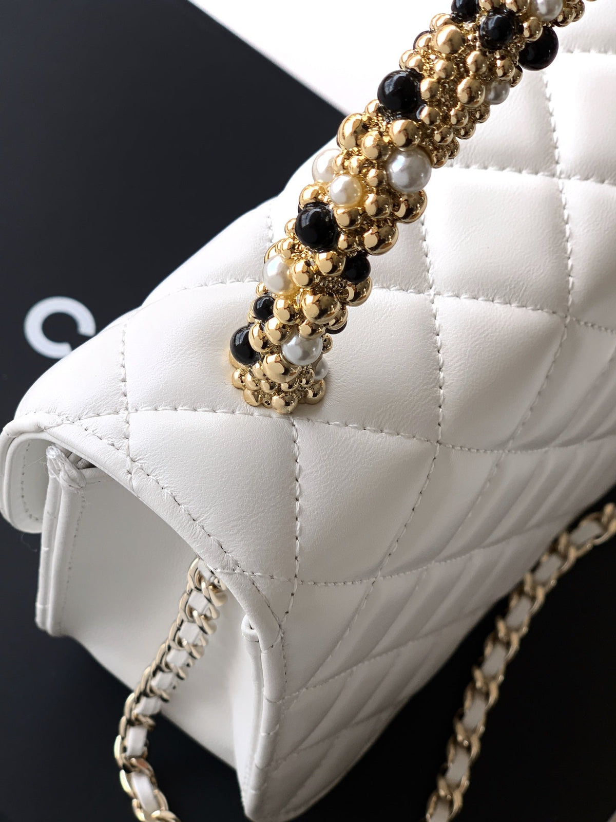CC Mini Flap Bag 17.5 With Handle White Lambskin