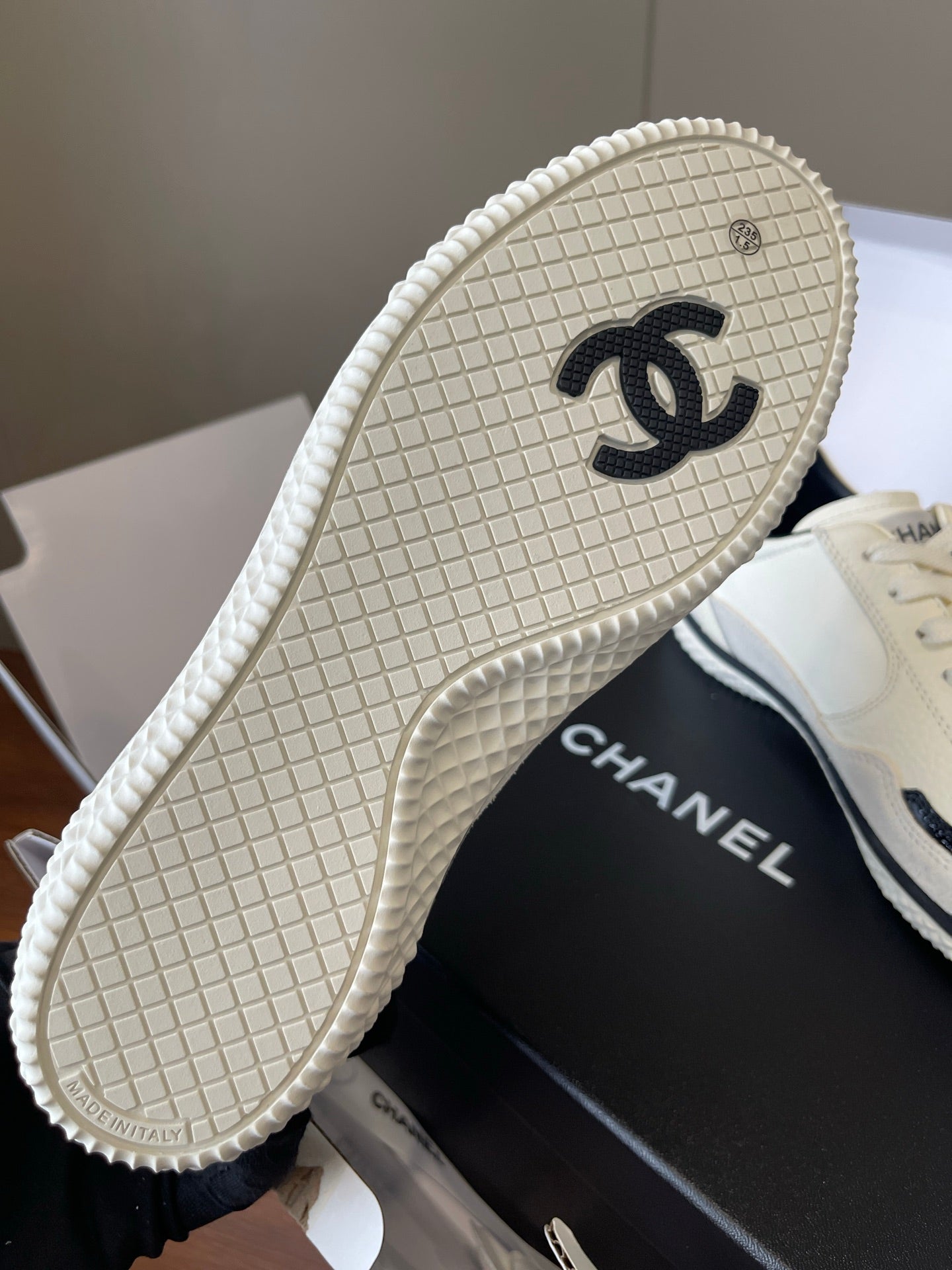 CC 25K Double Logo Sneakers Black White Leather Suede 623168