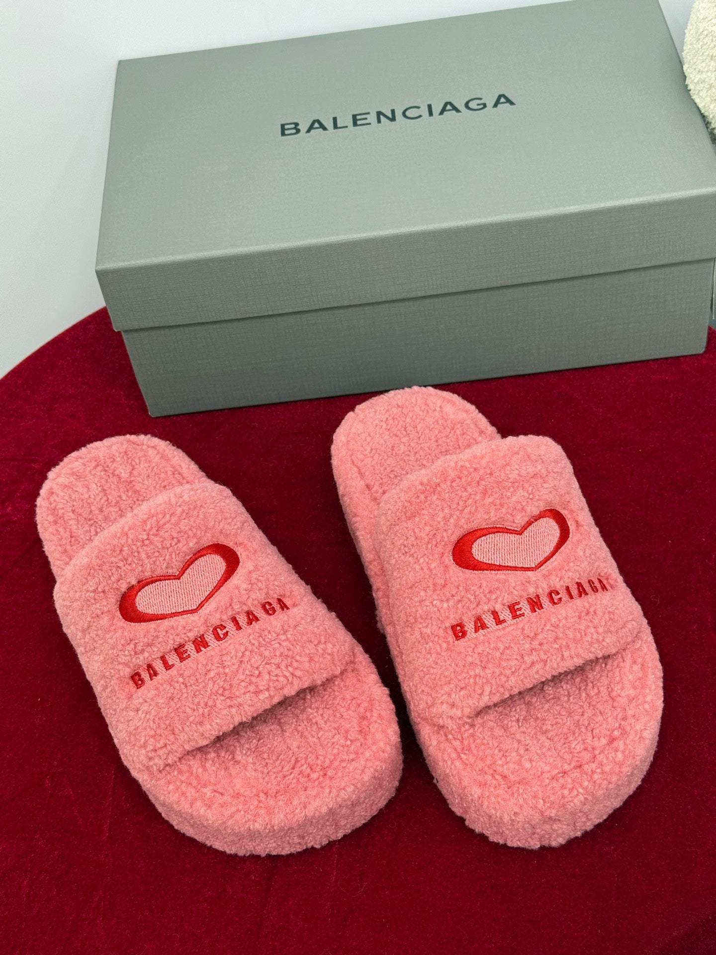 Balenciaga 25s slippers pink red wool 467708